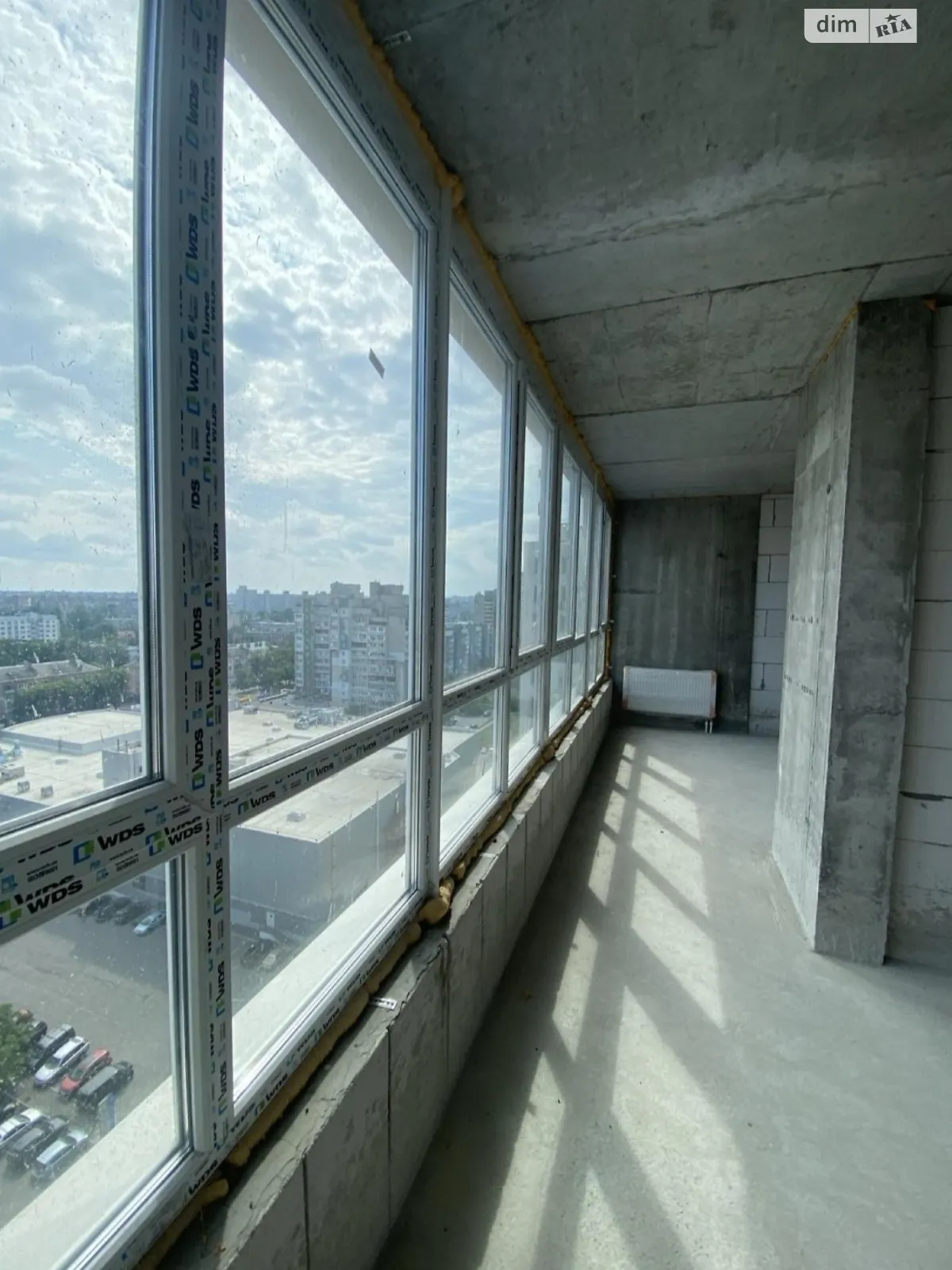 Продається 1-кімнатна квартира 56.4 кв. м у Черкасах, вул. Припортова - фото 1