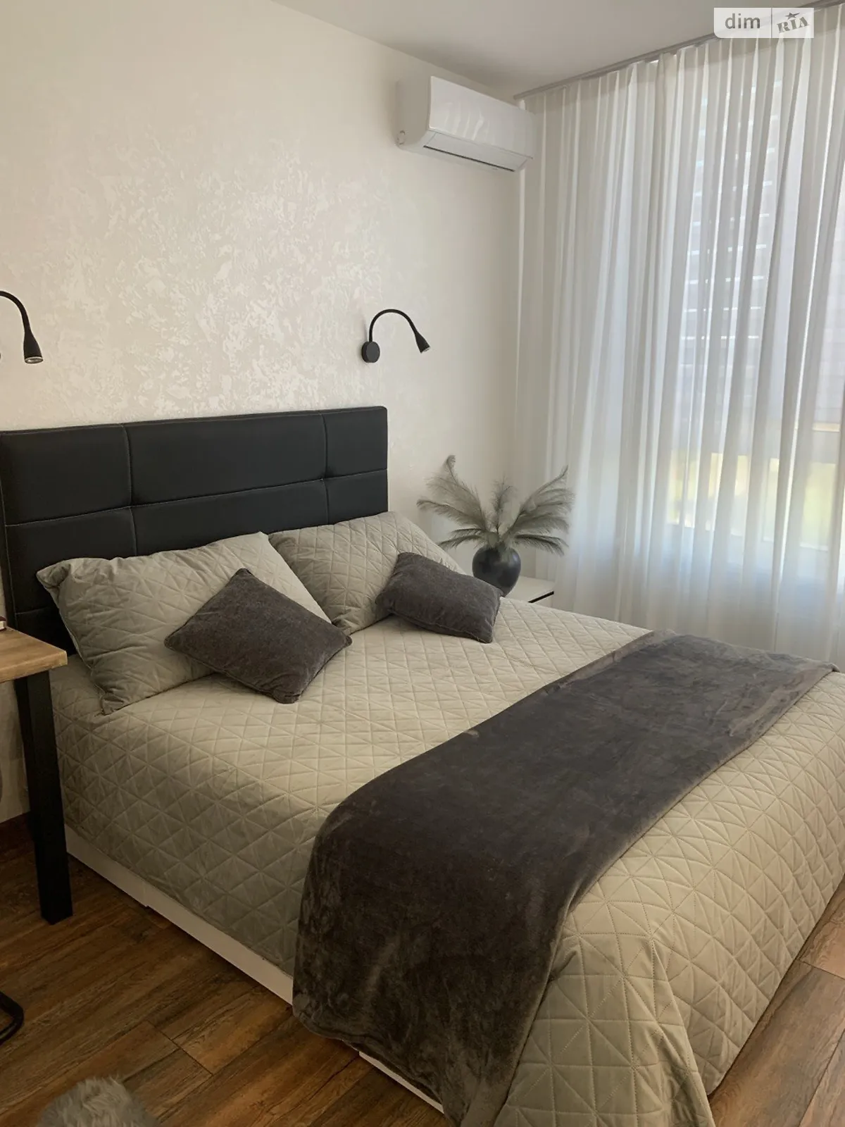 Продается 3-комнатная квартира 75.1 кв. м в Киеве, ул. Каховская, 56 - фото 1