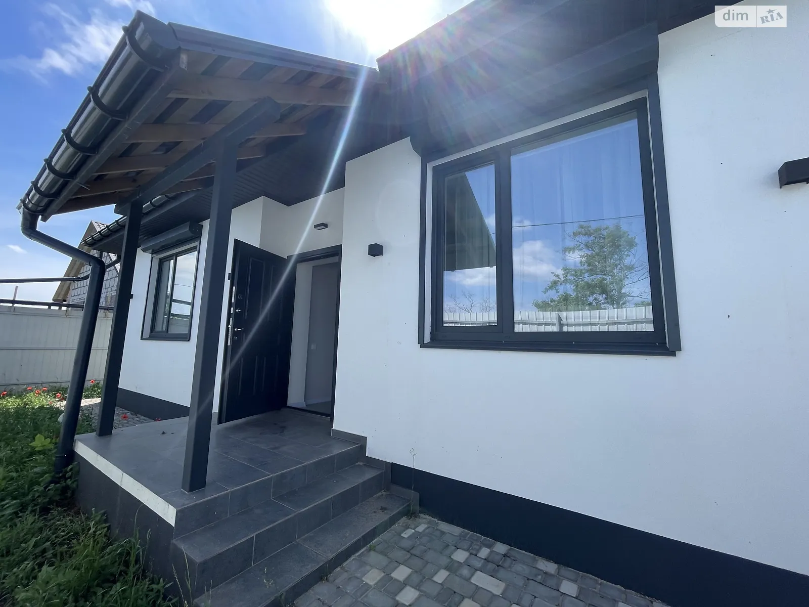 Продается одноэтажный дом 96 кв. м с участком, цена: 115000 $ - фото 1