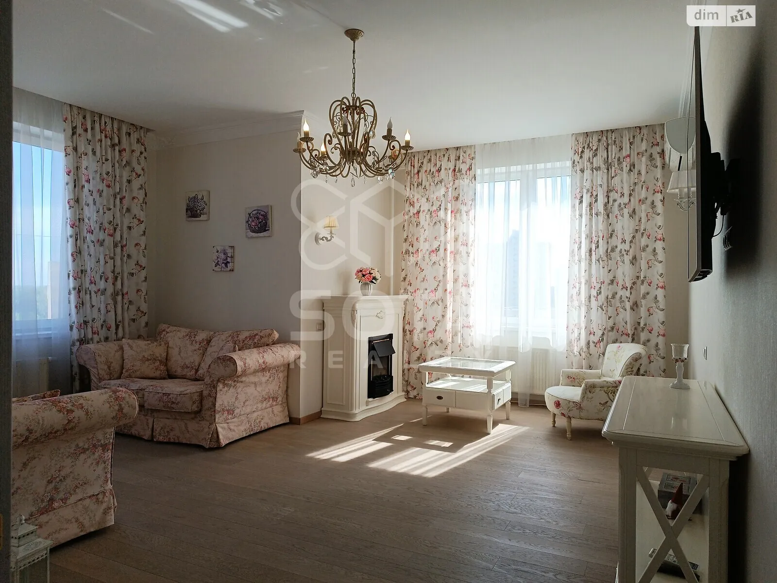 Продается 2-комнатная квартира 77 кв. м в Киеве, просп. Оболонский, 54 - фото 1
