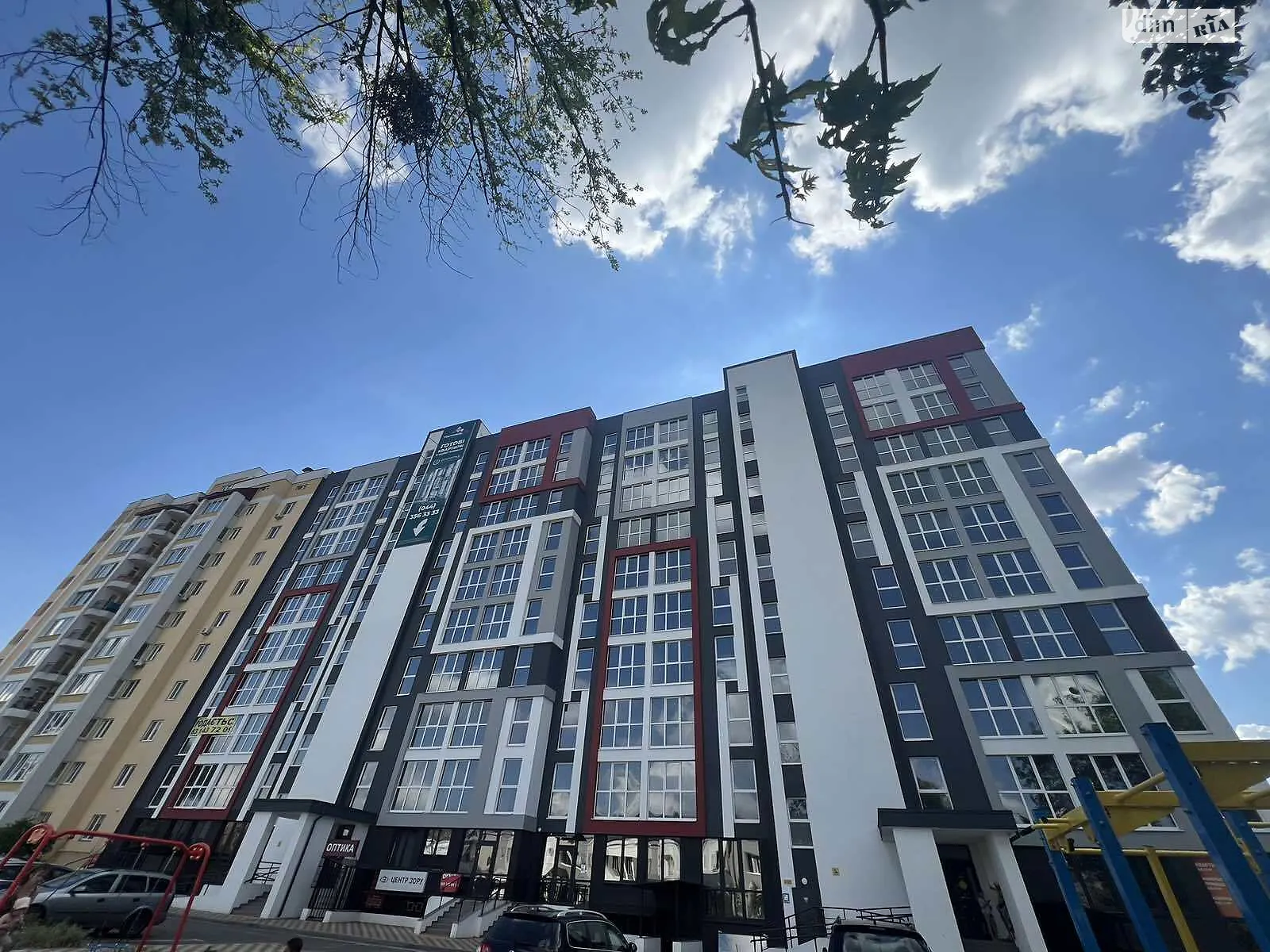 Продается 1-комнатная квартира 38.5 кв. м в Гостомеле, ул. Свято-Покровская(Ленина), 73 - фото 1