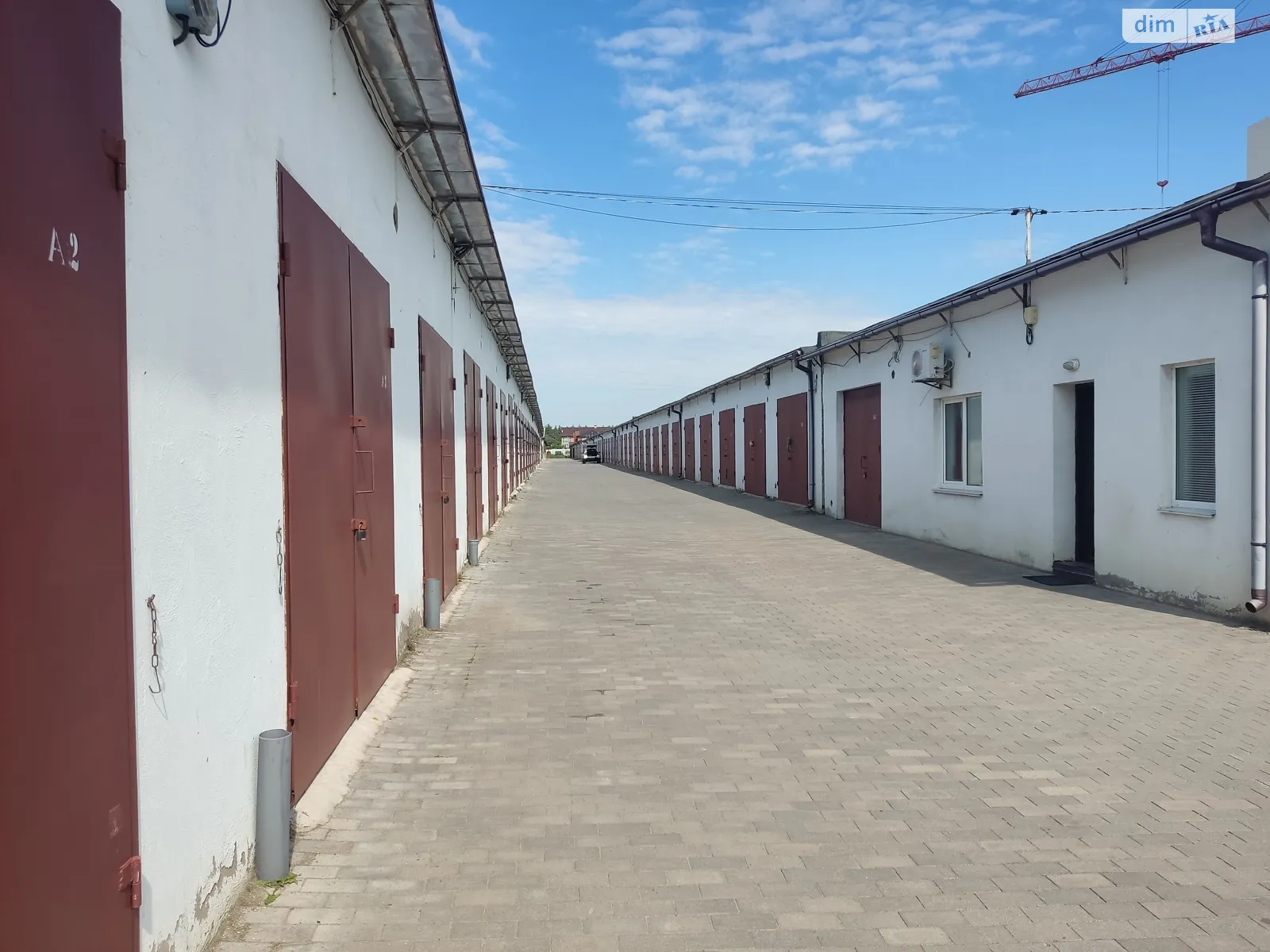 Сдается в аренду место в гаражном кооперативе универсальный на 23 кв. м, цена: 2700 грн - фото 1