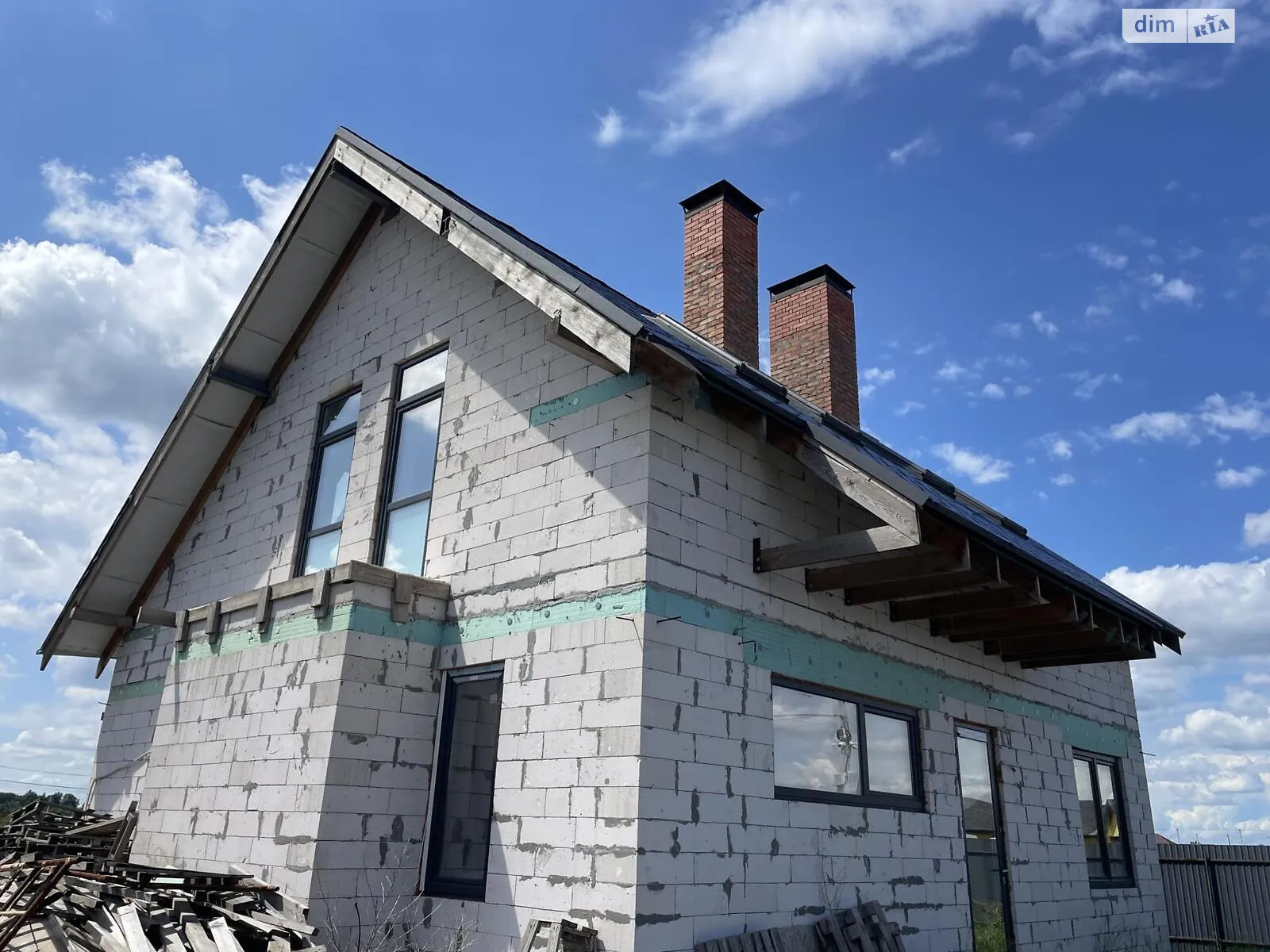 Продається будинок 2 поверховий 155.8 кв. м з ділянкою, цена: 150000 € - фото 1