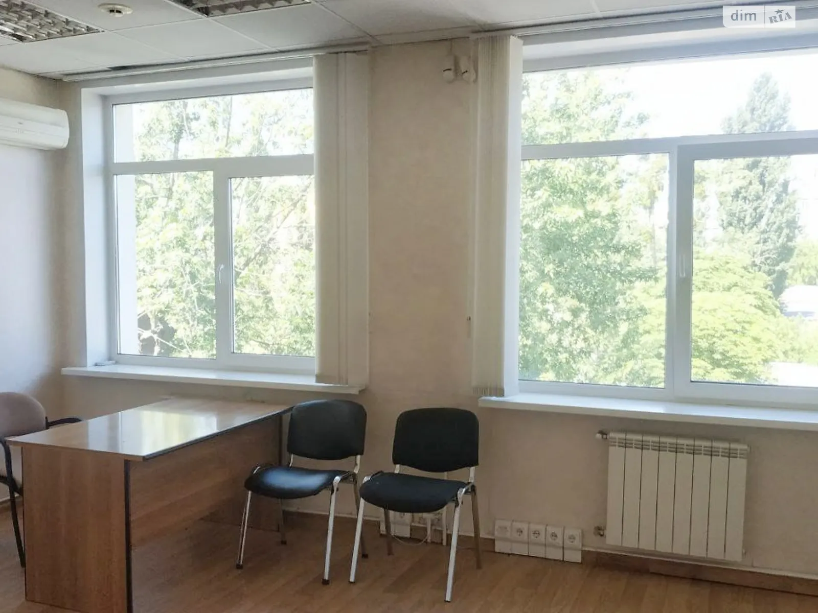 Здається в оренду офіс 27 кв. м в бізнес-центрі, цена: 14730 грн - фото 1