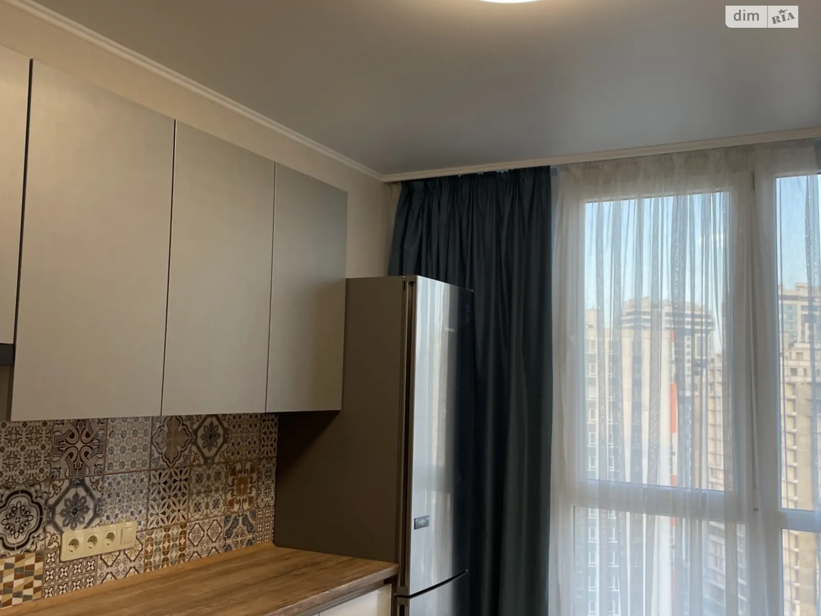 Продается 1-комнатная квартира 39.5 кв. м в Лиманке, ул. Академика Вильямса, 95/1 - фото 1