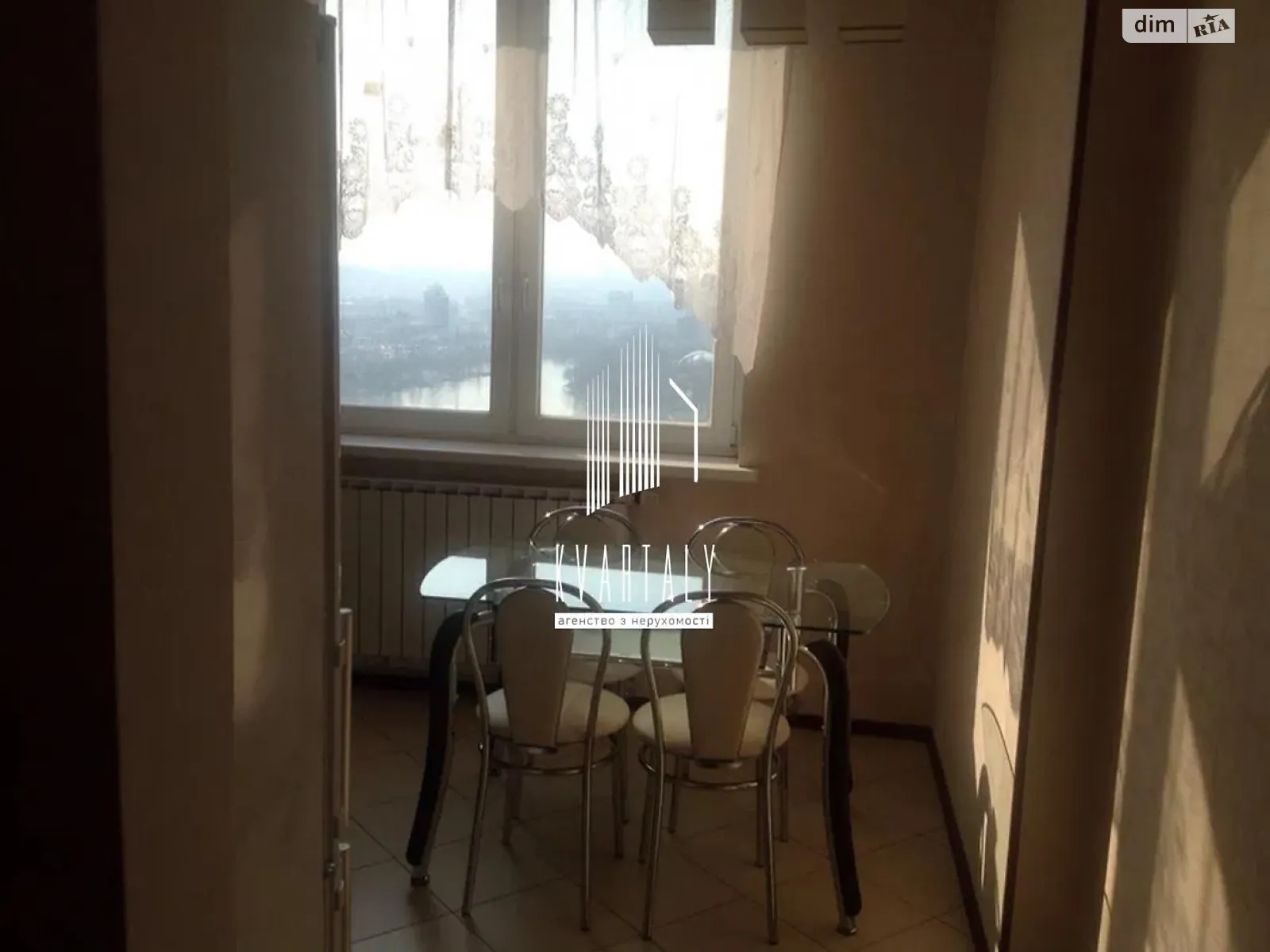 Сдается в аренду 1-комнатная квартира 46 кв. м в Киеве - фото 2
