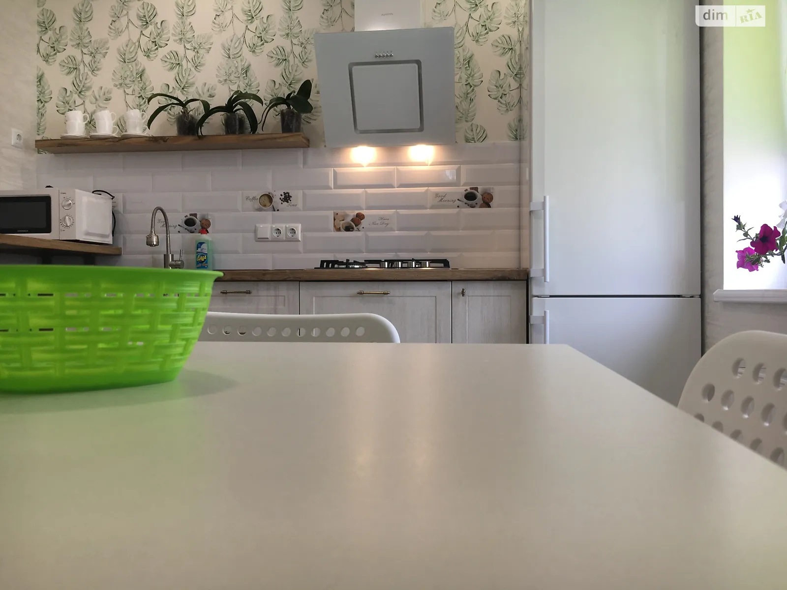 Продается 2-комнатная квартира 64 кв. м в Южному, ул. Горбадка, 8 - фото 1