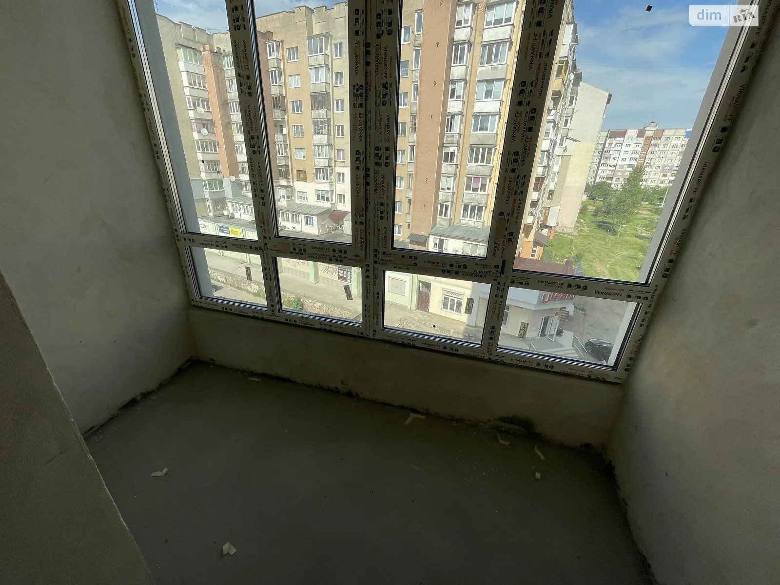 Продается 2-комнатная квартира 64.7 кв. м в Ивано-Франковске, ул. Молодежная - фото 1