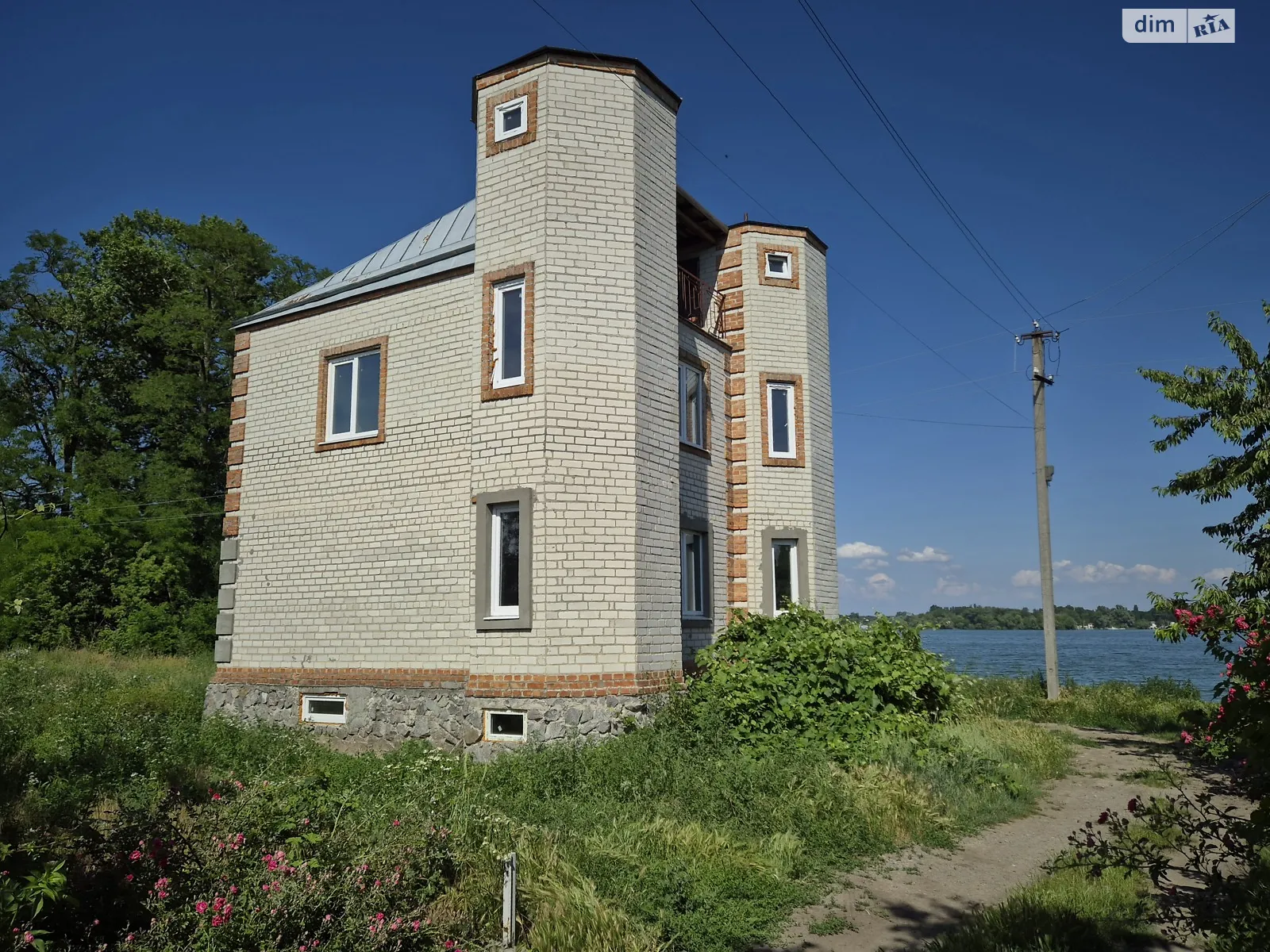 Продається будинок 2 поверховий 137 кв. м з мансардою, цена: 25000 $ - фото 1