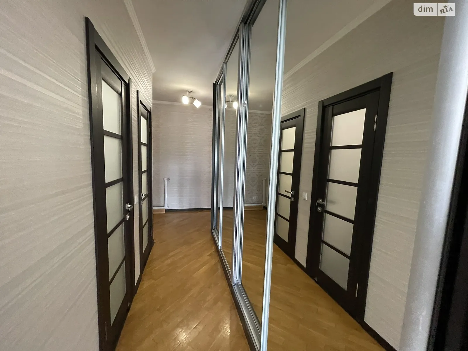 Продается 3-комнатная квартира 86.8 кв. м в Хмельницком, ул. Институтская - фото 1