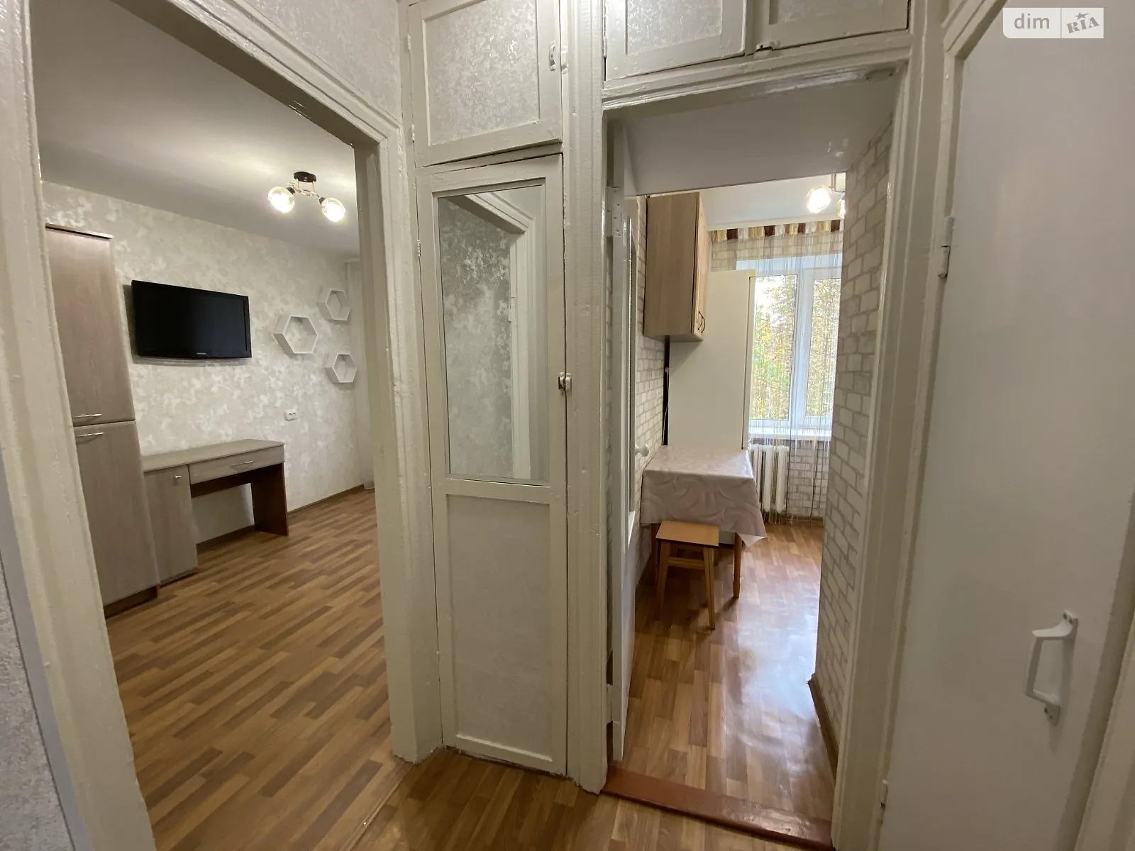 Продається 1-кімнатна квартира 22 кв. м у Чернігові, вул. 1-ої танкової бригади(Генерала Бєлова), 6 - фото 1