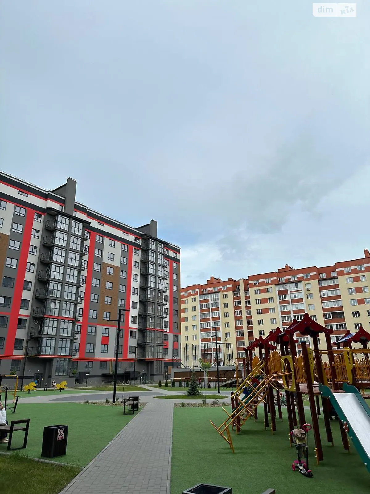 Продається 2-кімнатна квартира 69 кв. м у Хмельницькому, вул. Вінницька, 1/3А - фото 1