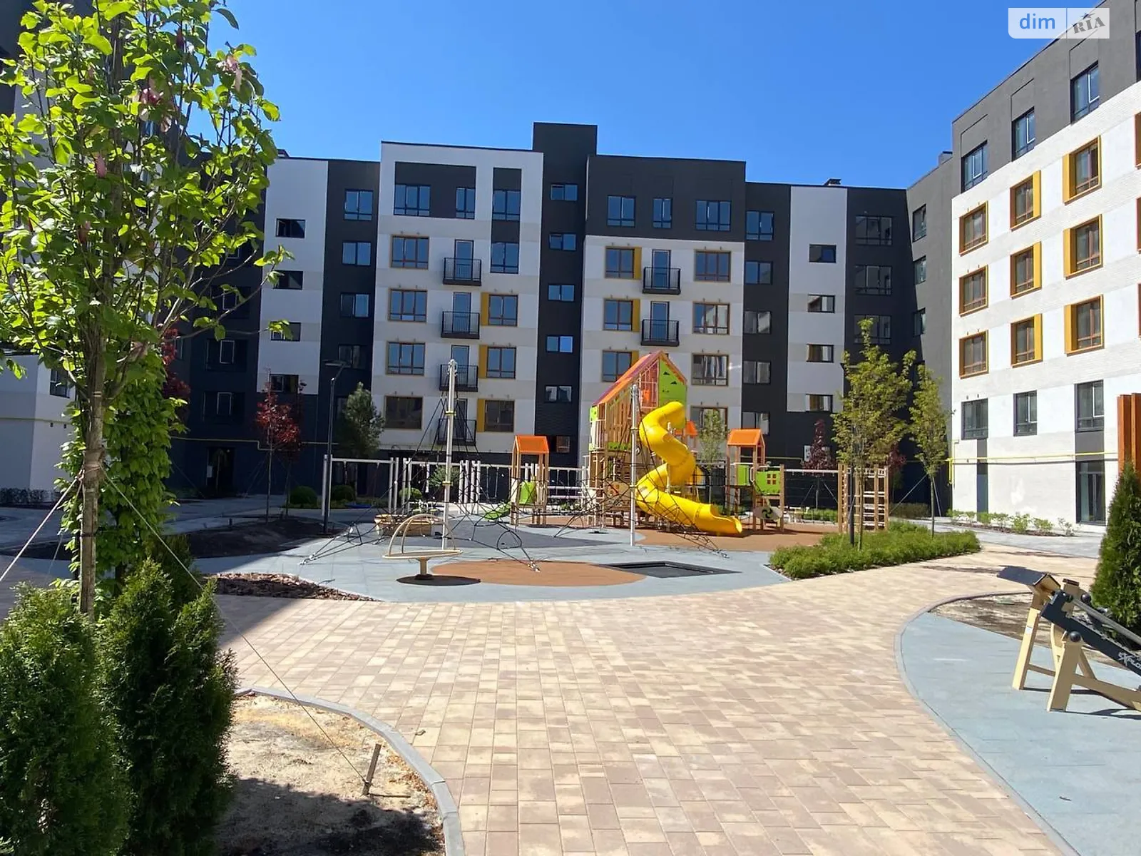 Продается 2-комнатная квартира 55.9 кв. м в Ирпене, ул. Соборная(ІІІ Интернационала) - фото 1