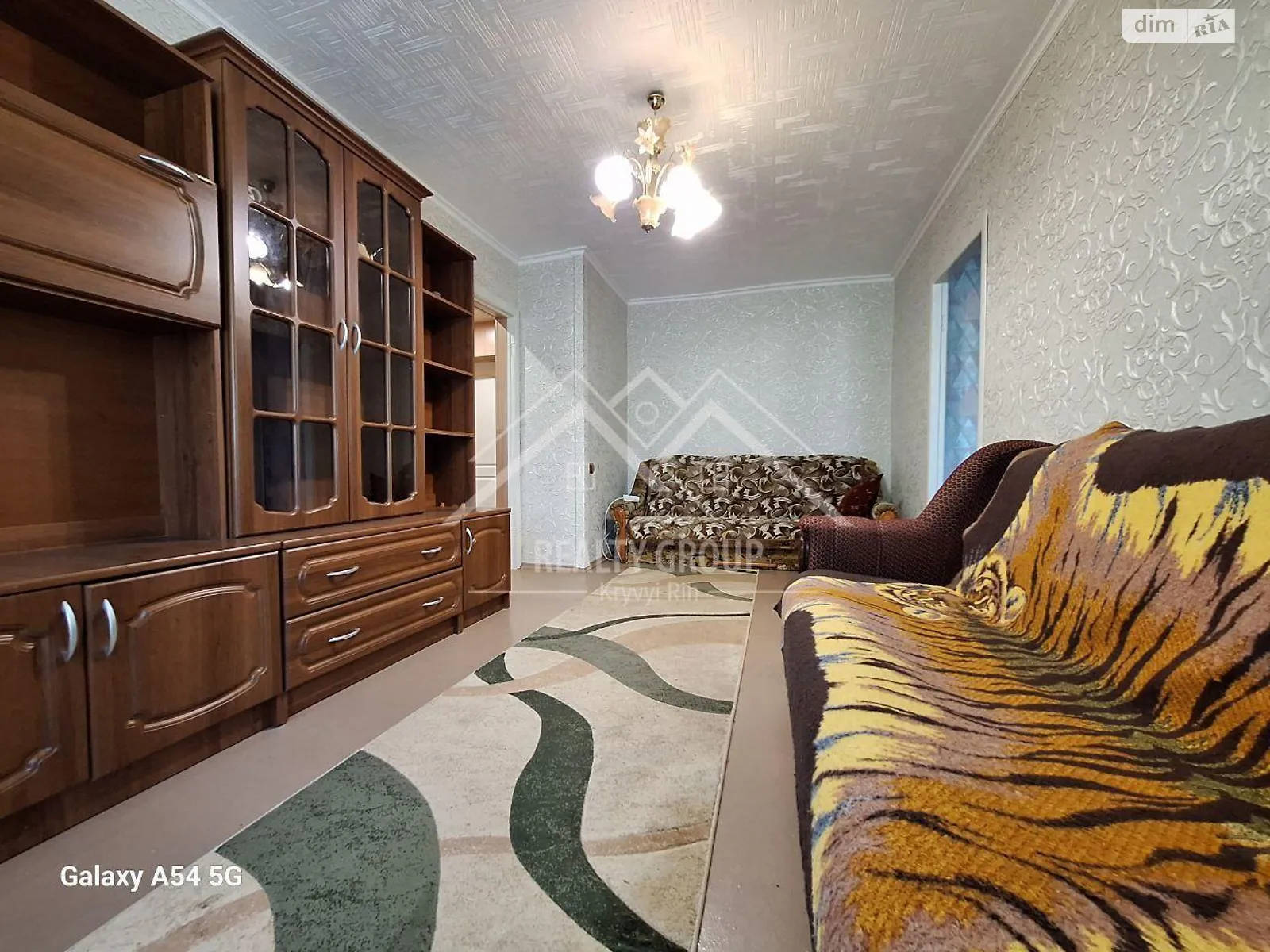 Продается 2-комнатная квартира 42.51 кв. м в Кривом Роге, ул. Юрия Каминского, 26 - фото 1