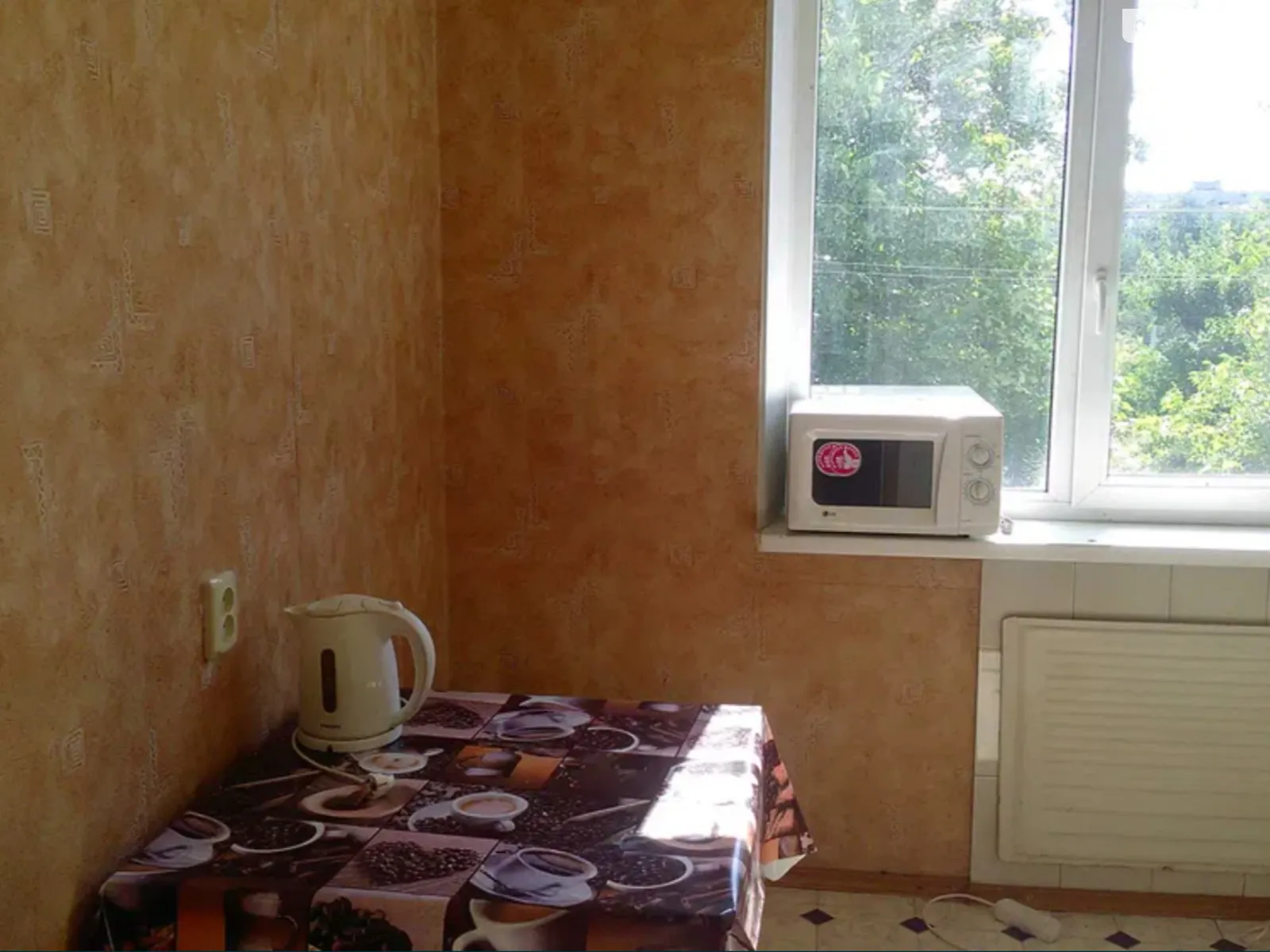 1-комнатная квартира 35 кв. м в Запорожье - фото 2