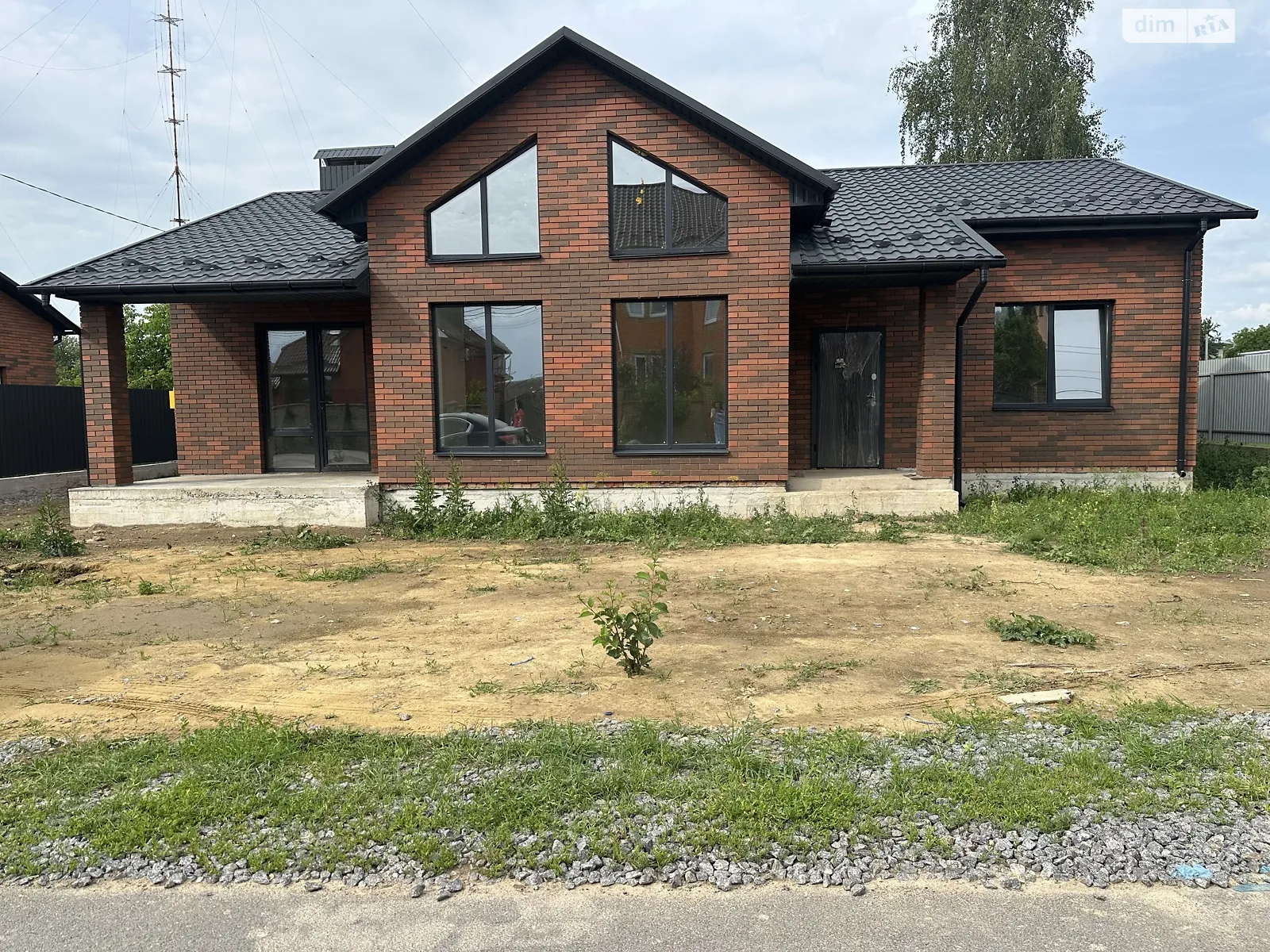 Продается одноэтажный дом 120 кв. м с гаражом, цена: 135000 $ - фото 1