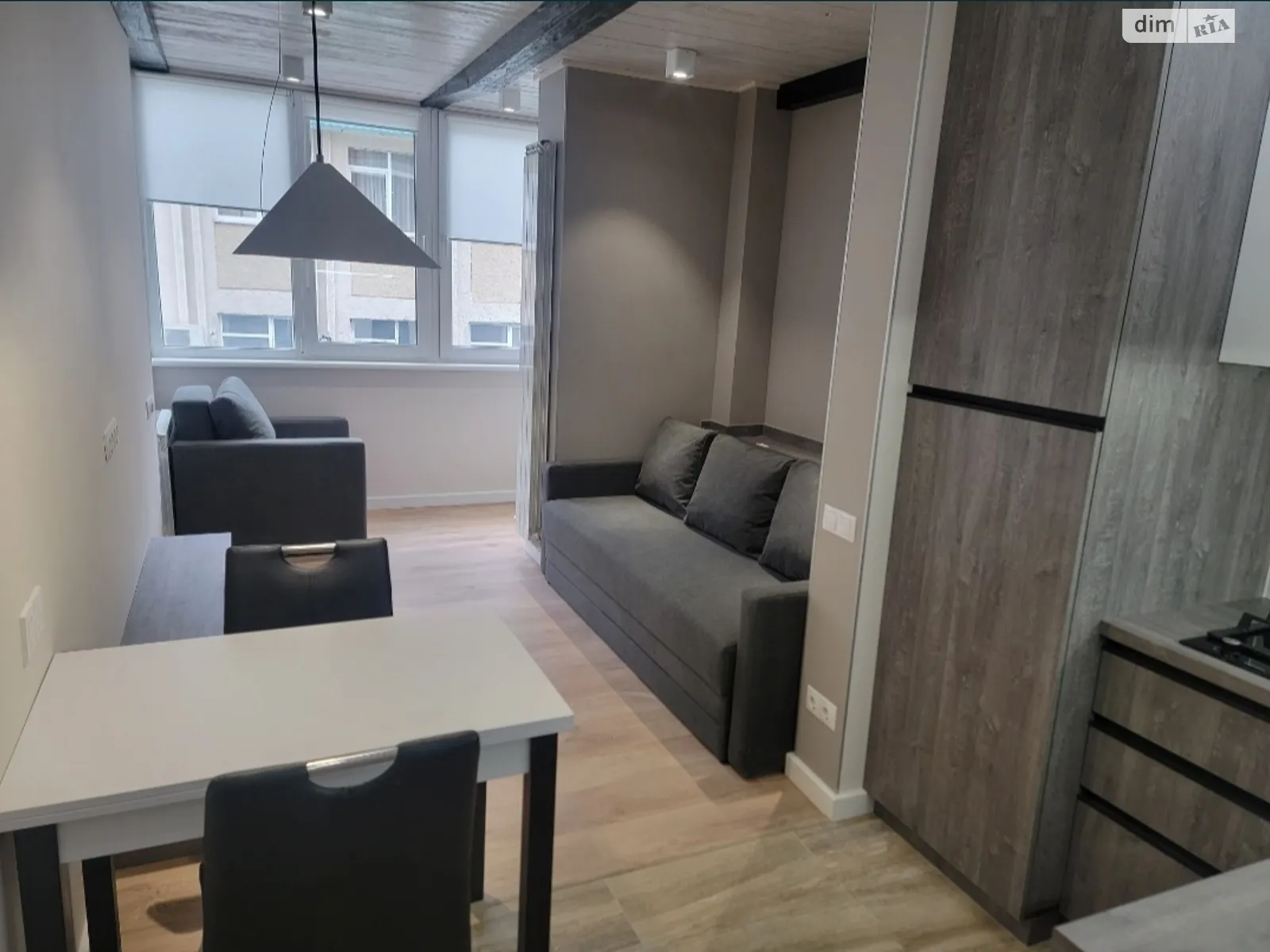 Продается 2-комнатная квартира 46.3 кв. м в Яремче, ул. Свободы, 301 - фото 1