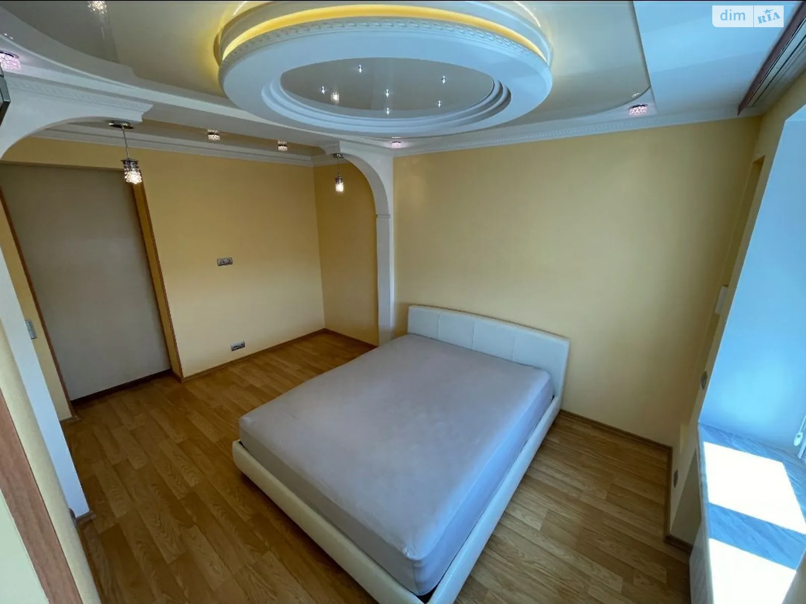 Продается 2-комнатная квартира 72.8 кв. м в Киеве - фото 3