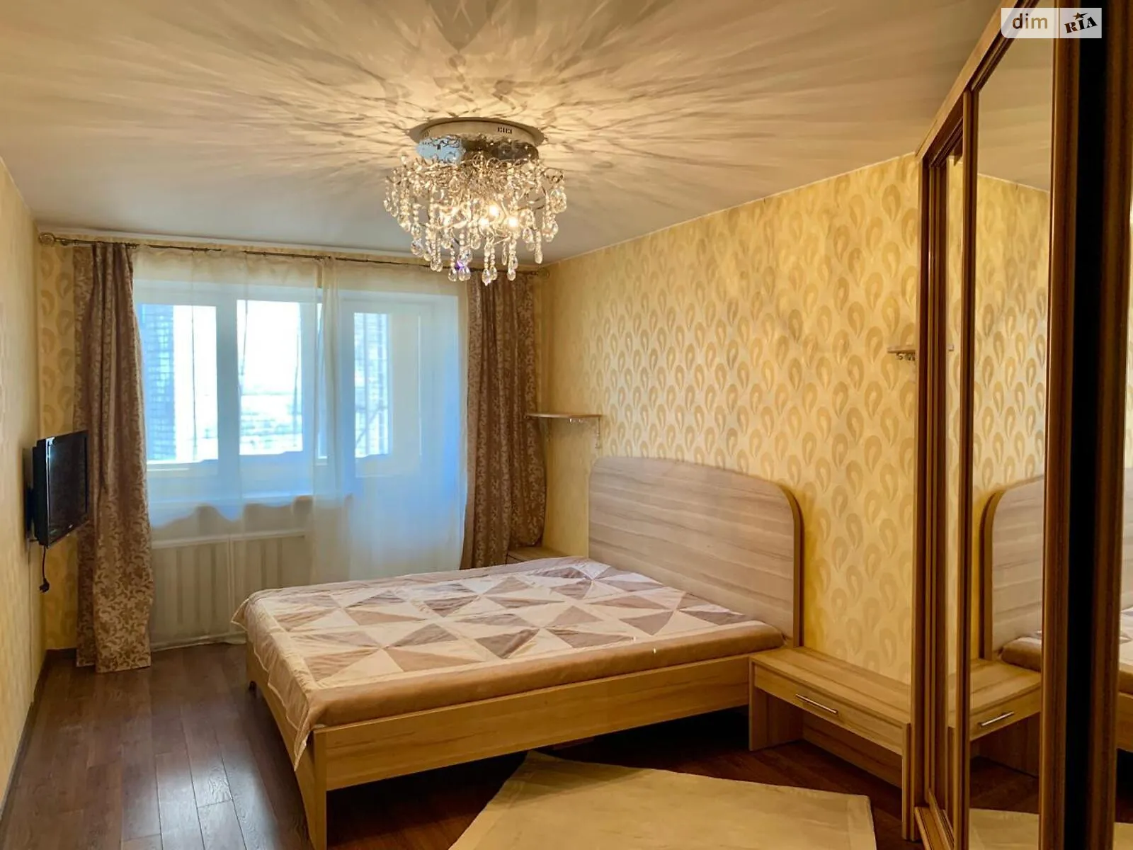 Продается 2-комнатная квартира 50 кв. м в Одессе, ул. Сегедская, 5Б - фото 1