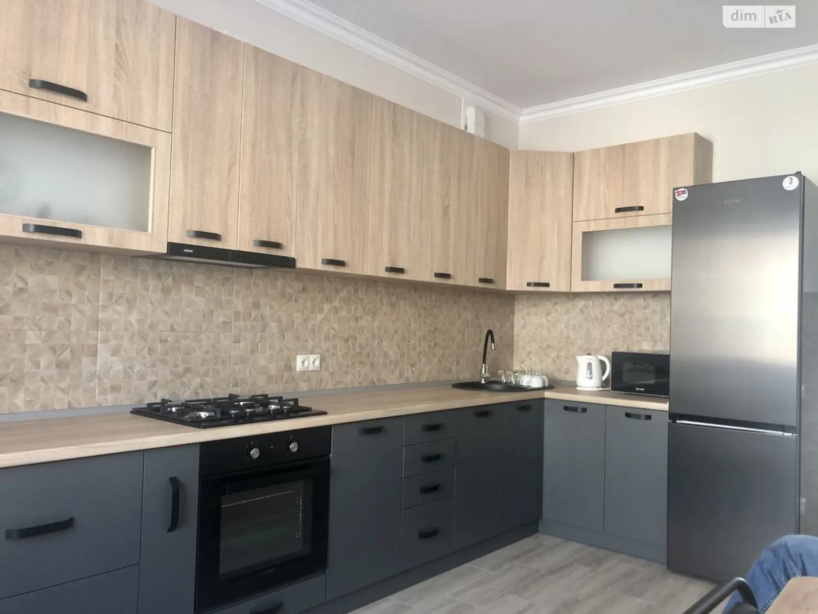 Здається в оренду 1-кімнатна квартира 52 кв. м у Львові, вул. Джерельна - фото 1