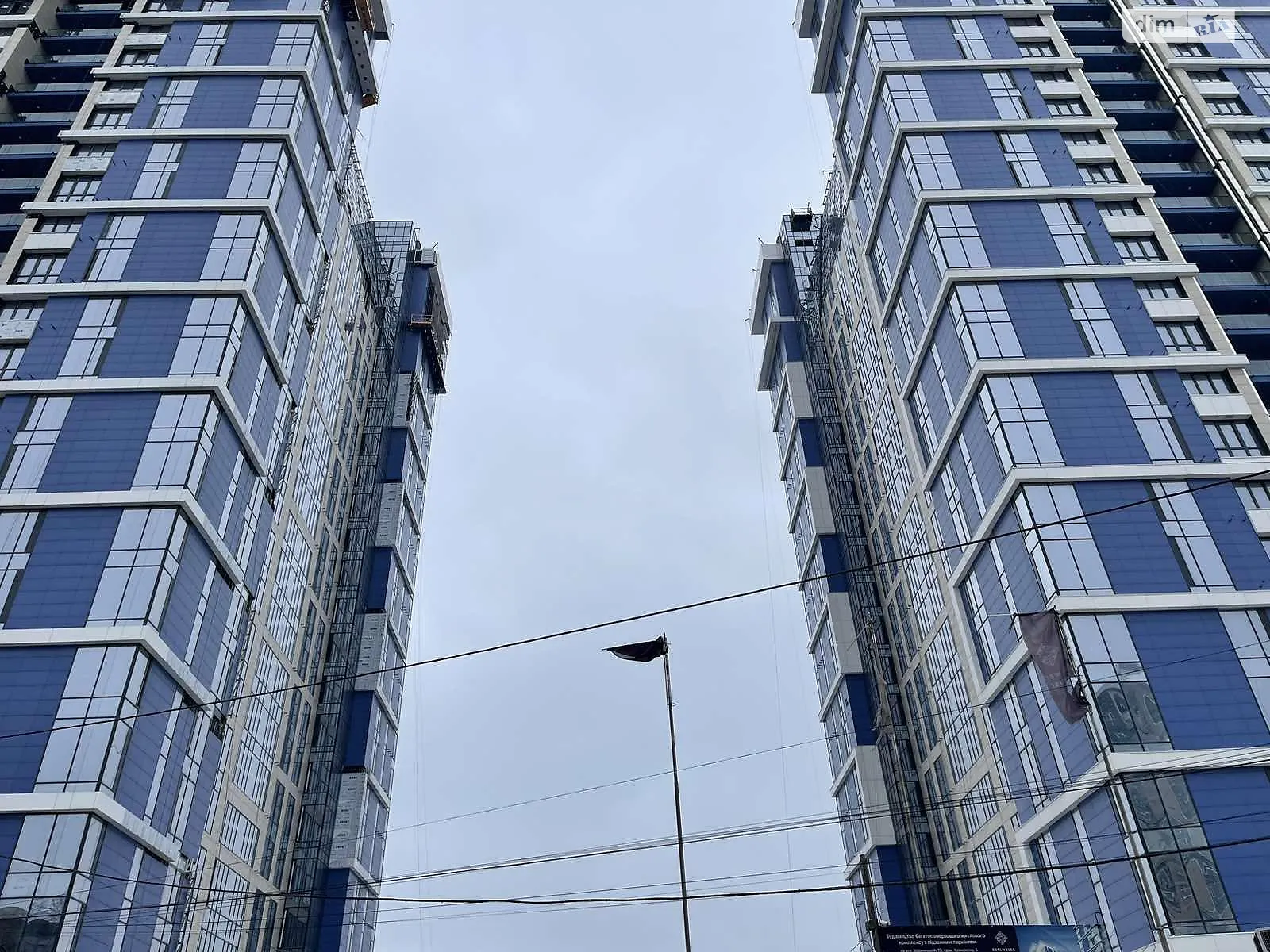 Продается 3-комнатная квартира 105.2 кв. м в Киеве, ул. Зверинецкая - фото 1