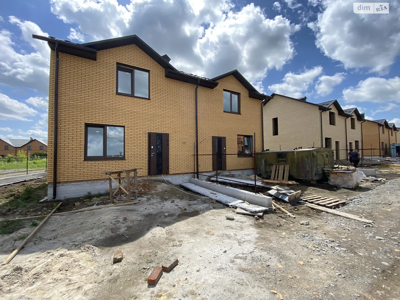 Продається частина будинку 92 кв. м з гаражем, цена: 71000 $ - фото 1