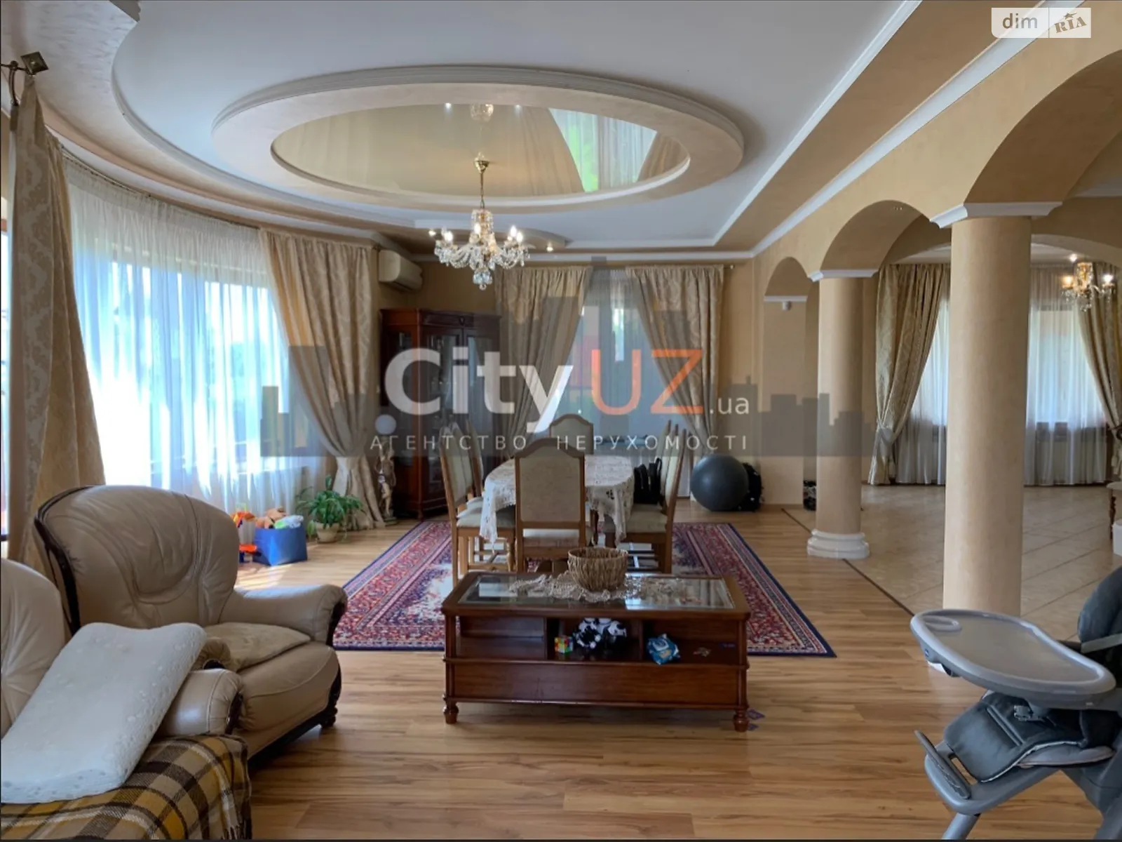 Продається будинок 2 поверховий 220 кв. м з бесідкою, цена: 250000 $ - фото 1