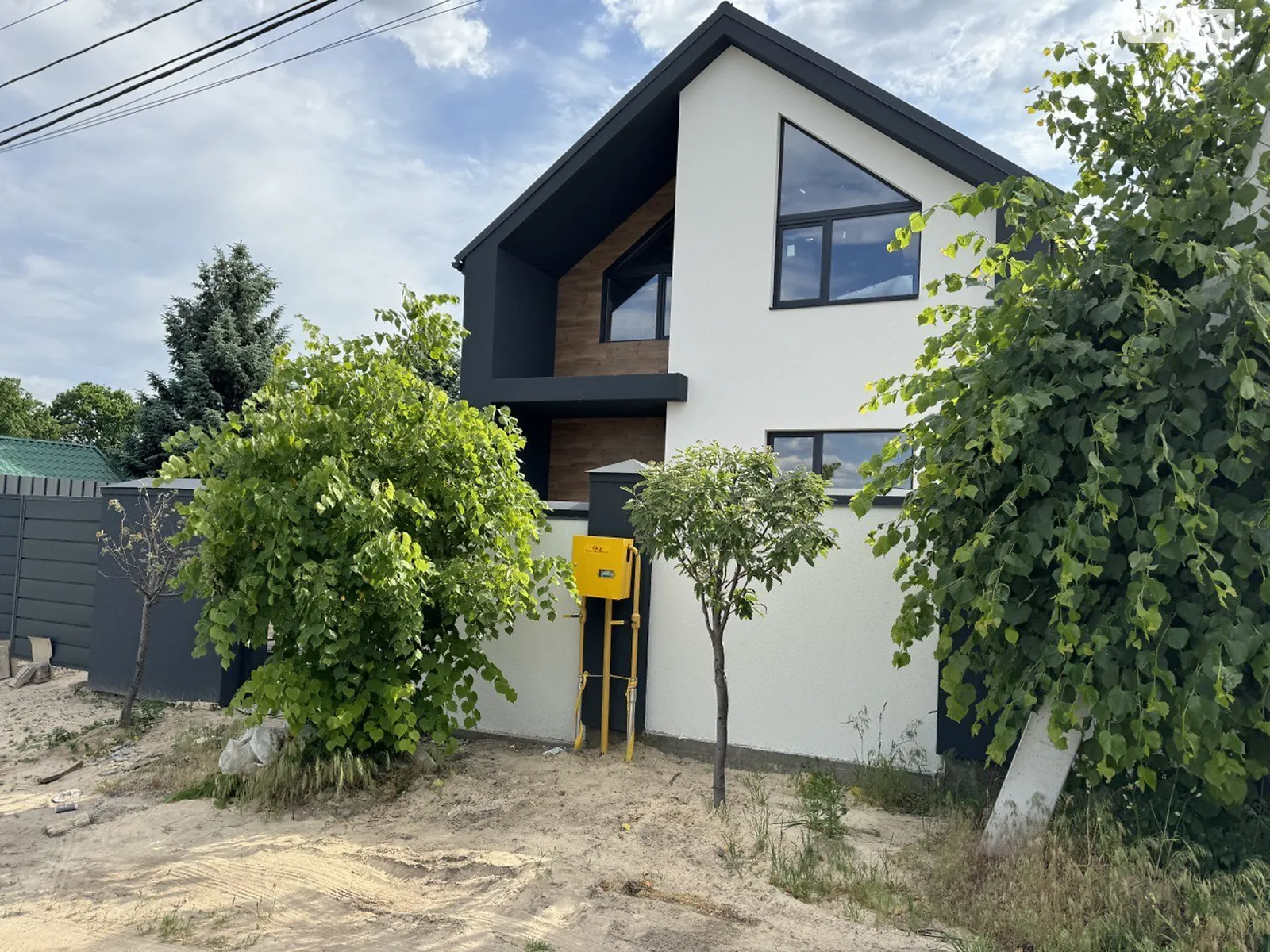 Продається будинок 2 поверховий 143 кв. м з садом, цена: 140000 $ - фото 1