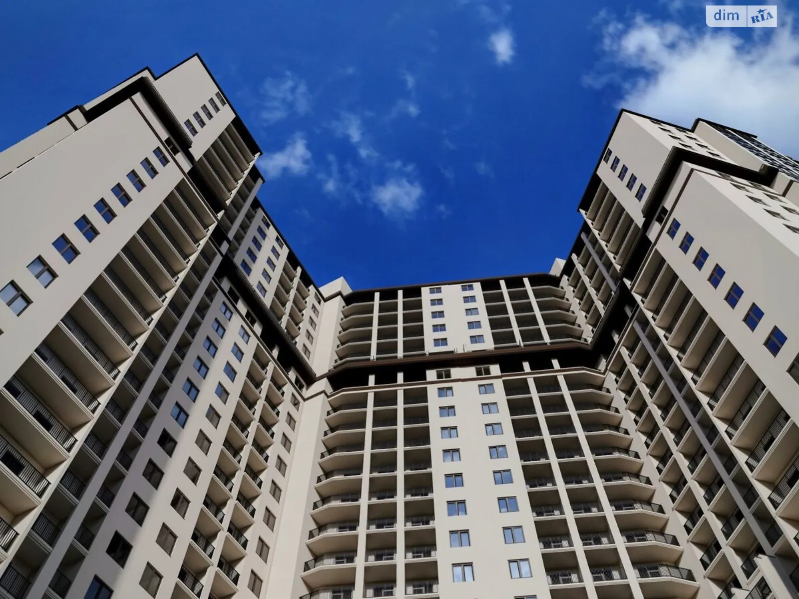 Продается 2-комнатная квартира 67.4 кв. м в Одессе, ул. Дача Ковалевского, 5 - фото 1