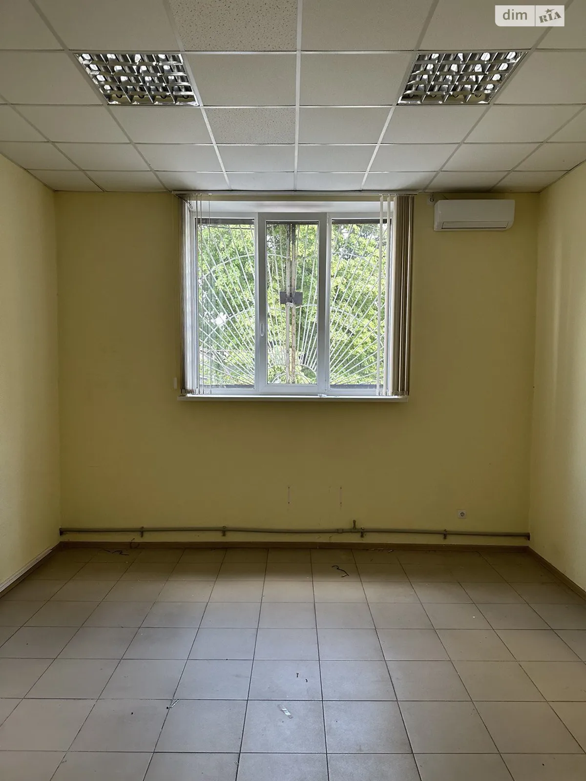 Здається в оренду офіс 26.7 кв. м в бізнес-центрі, цена: 4673 грн - фото 1