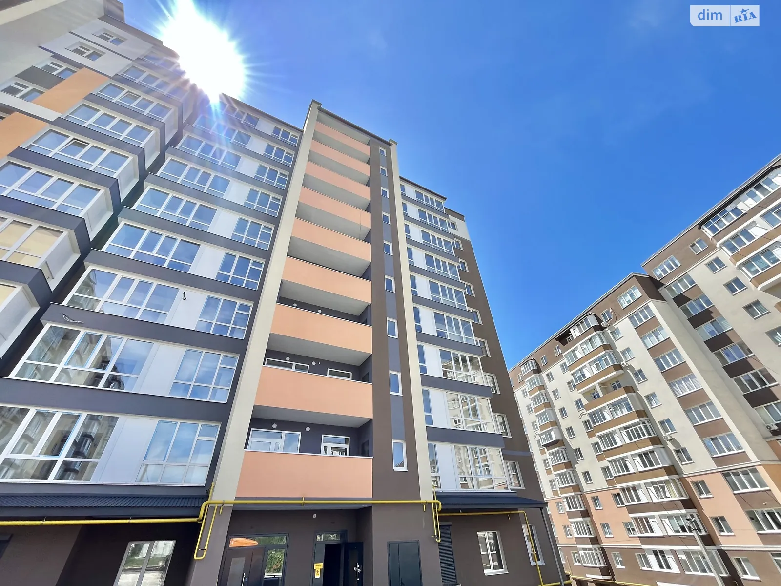 Продается 1-комнатная квартира 38.6 кв. м в Хмельницком, ул. Зализняка Максима, 1Б - фото 1