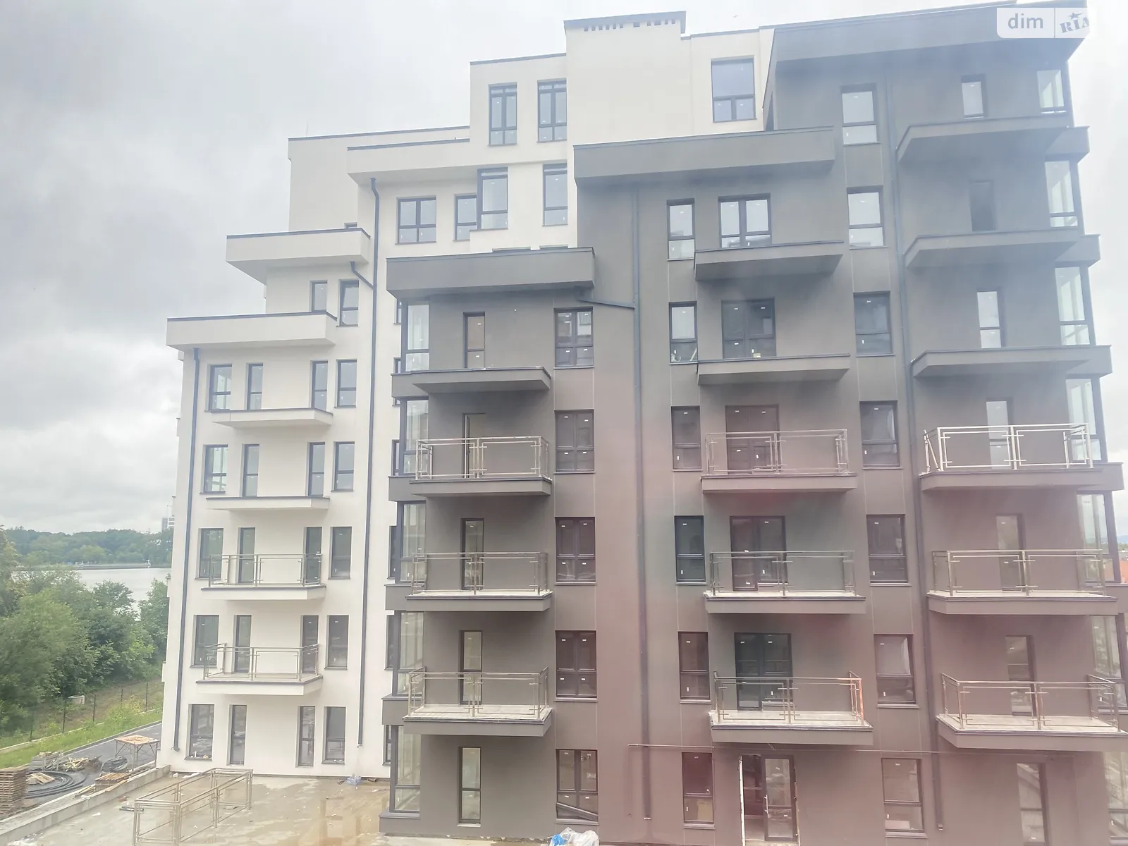 Продается 3-комнатная квартира 93.4 кв. м в Ивано-Франковске, цена: 98000 $ - фото 1