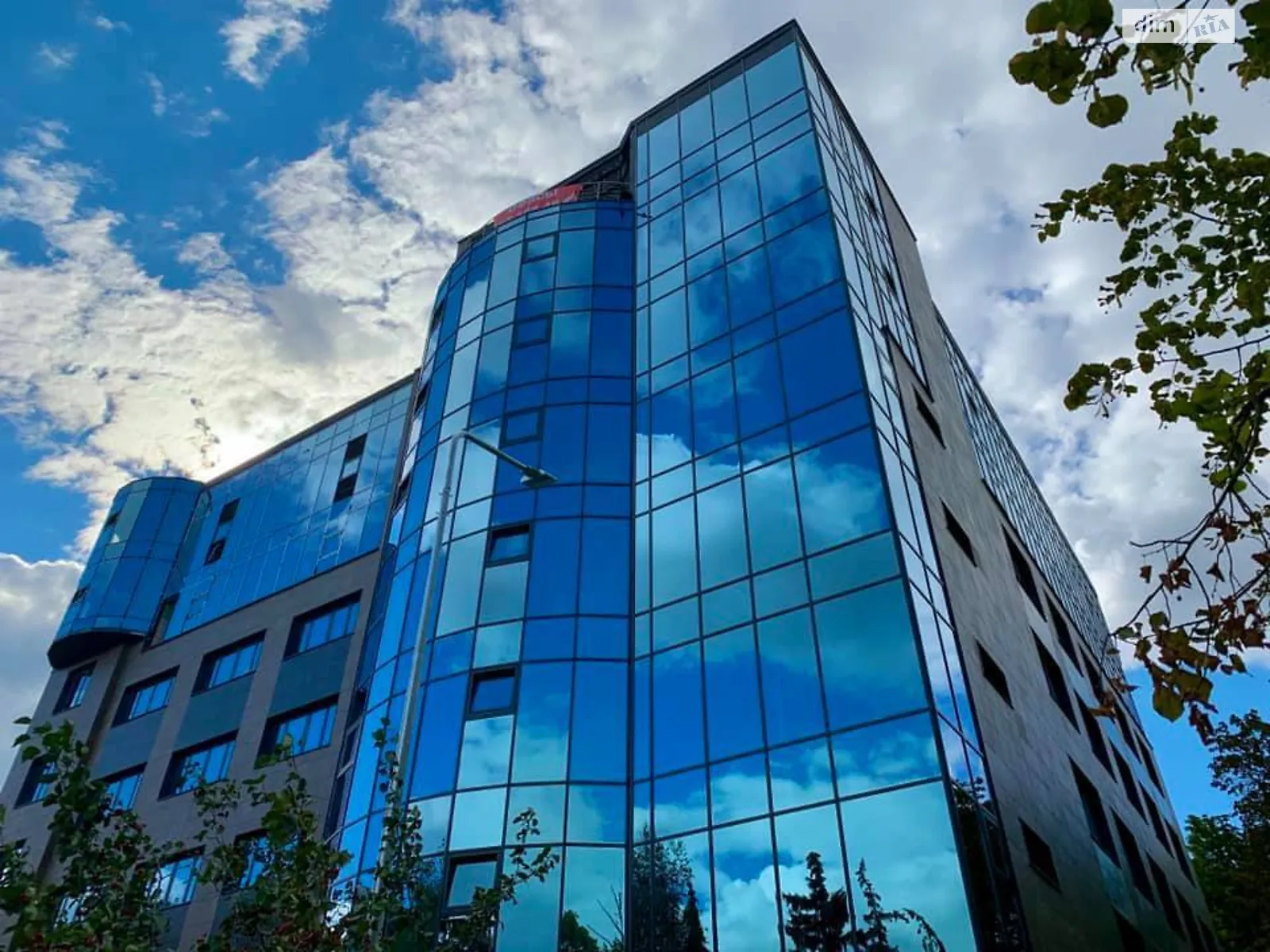 Продається офіс 557.6 кв. м в бізнес-центрі, цена: 1200000 $ - фото 1