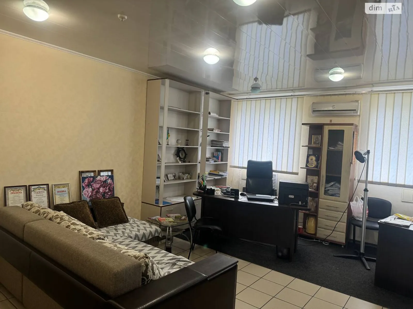 Продается помещения свободного назначения 62 кв. м в 2-этажном здании, цена: 41000 $ - фото 1