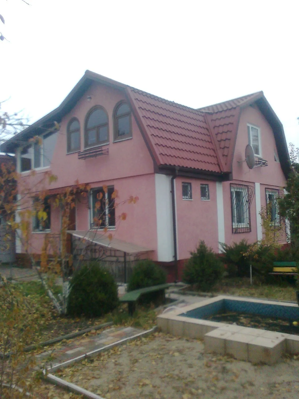 Продается дом на 2 этажа 179 кв. м с садом, цена: 57111 $ - фото 1