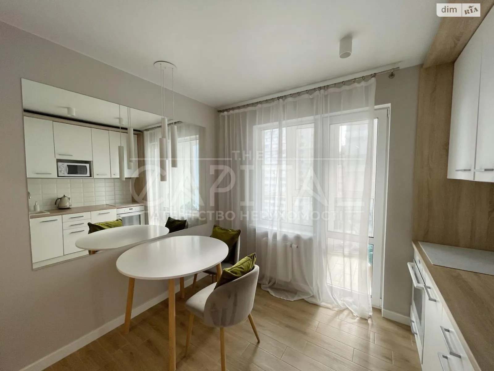 Продается 1-комнатная квартира 36.6 кв. м в Киеве, ул. Вишняковская, 2 - фото 1