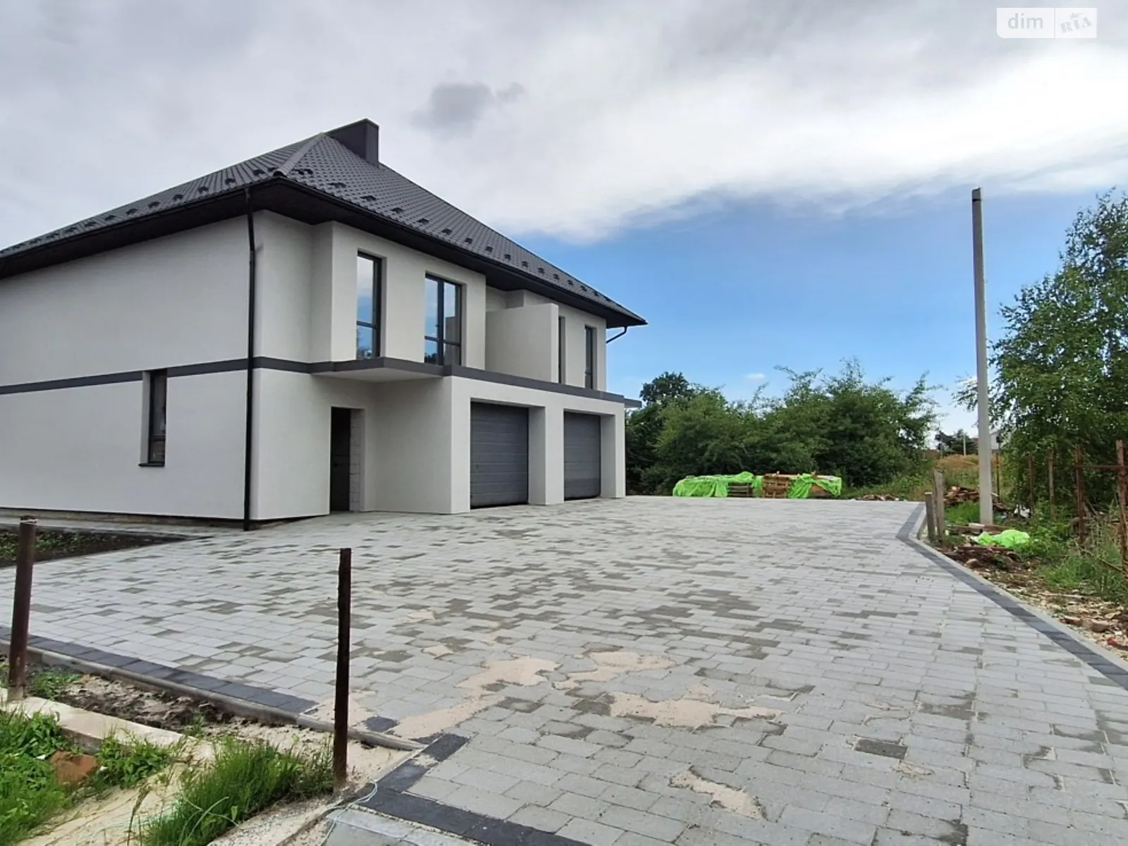 Продается дом на 2 этажа 126 кв. м с беседкой, цена: 99000 $ - фото 1