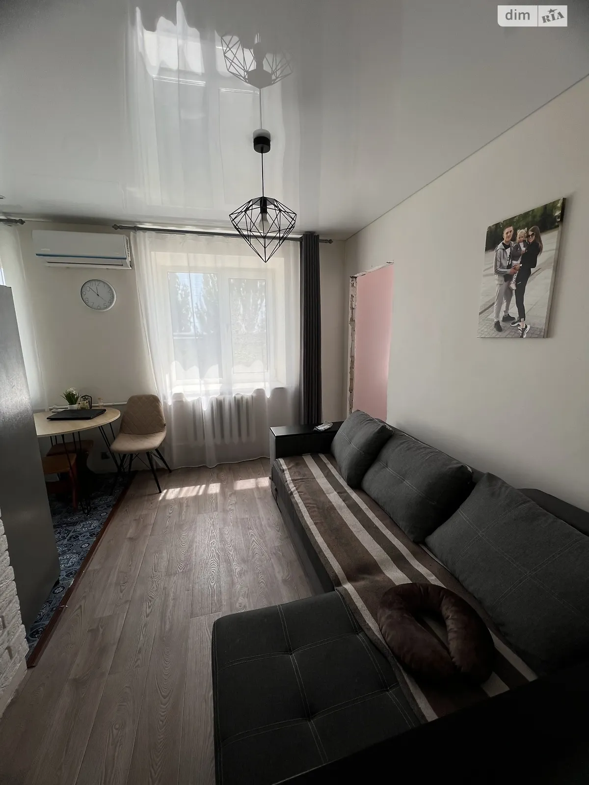 Продается 3-комнатная квартира 52 кв. м в Николаеве, ул. Знаменская, 51 - фото 1
