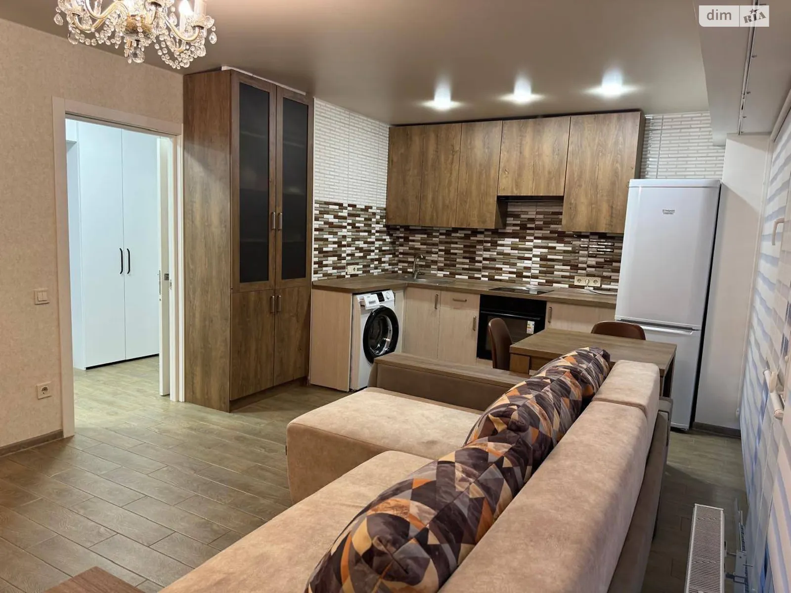 Продается 2-комнатная квартира 54 кв. м в Днепре, ул. Беляева Замполита, 8А - фото 1