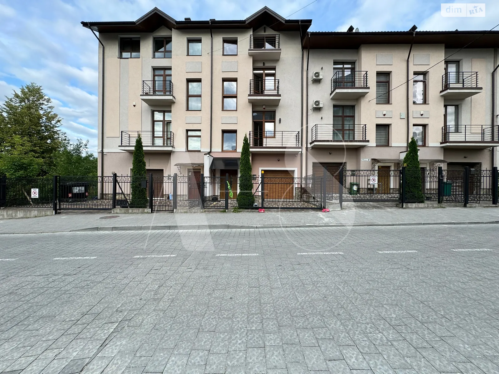 Здається в оренду офіс 400 кв. м в бізнес-центрі, цена: 3000 $ - фото 1