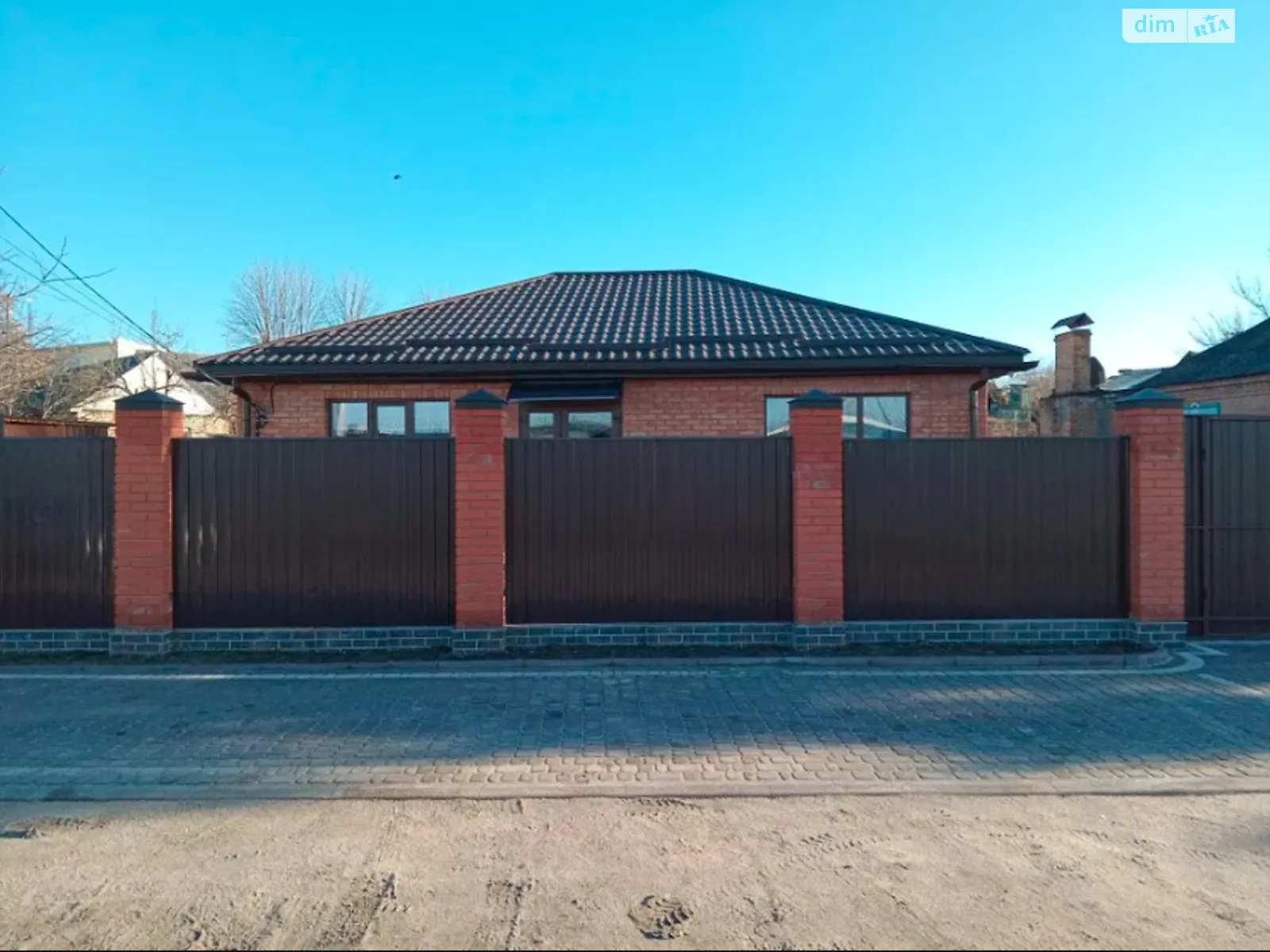 Продается одноэтажный дом 100 кв. м с камином, цена: 180000 $ - фото 1