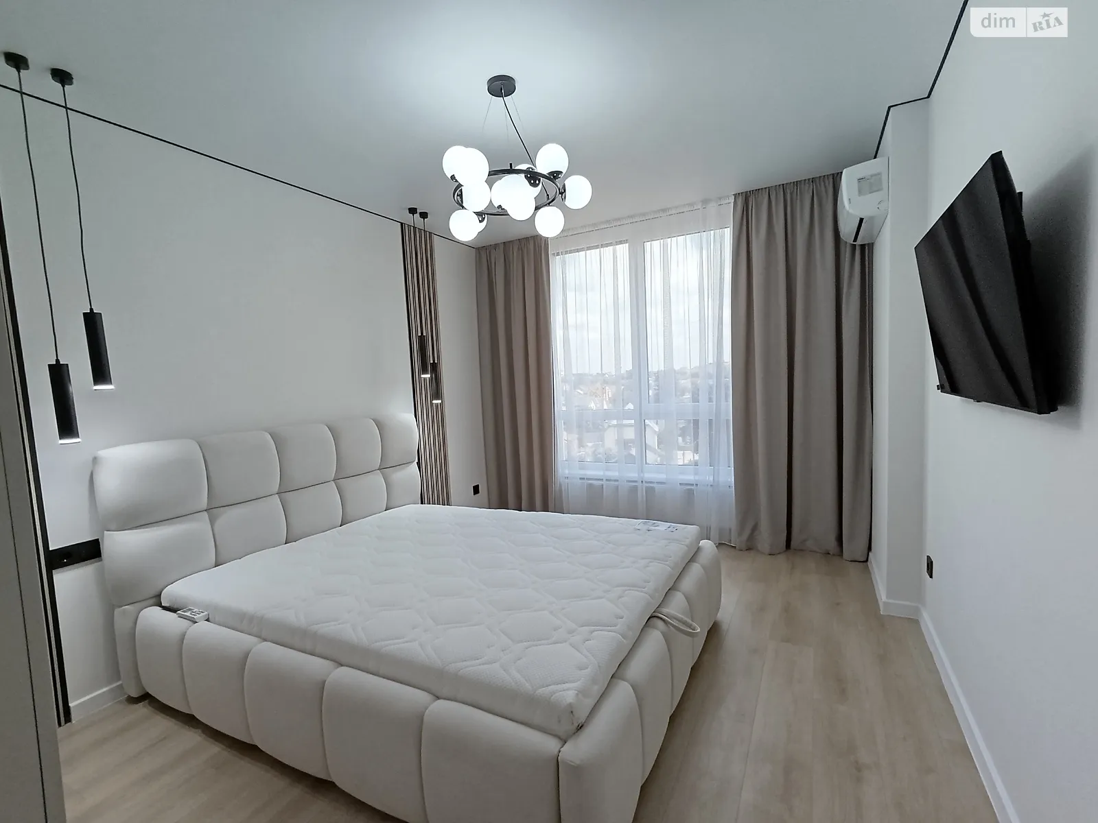 Продается 2-комнатная квартира 60 кв. м в Ивано-Франковске, цена: 105000 $ - фото 1