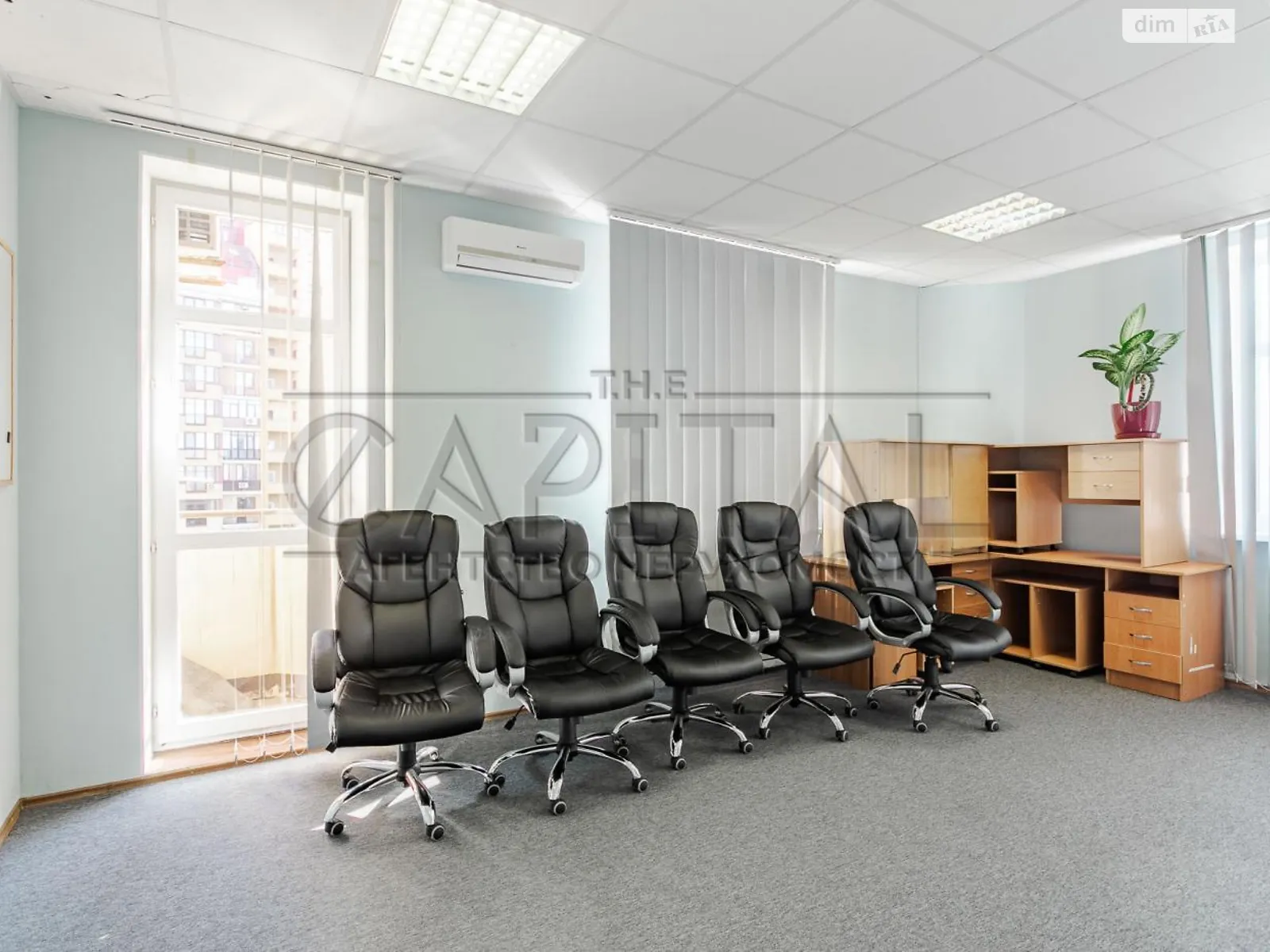 Продается офис 175 кв. м в бизнес-центре - фото 2
