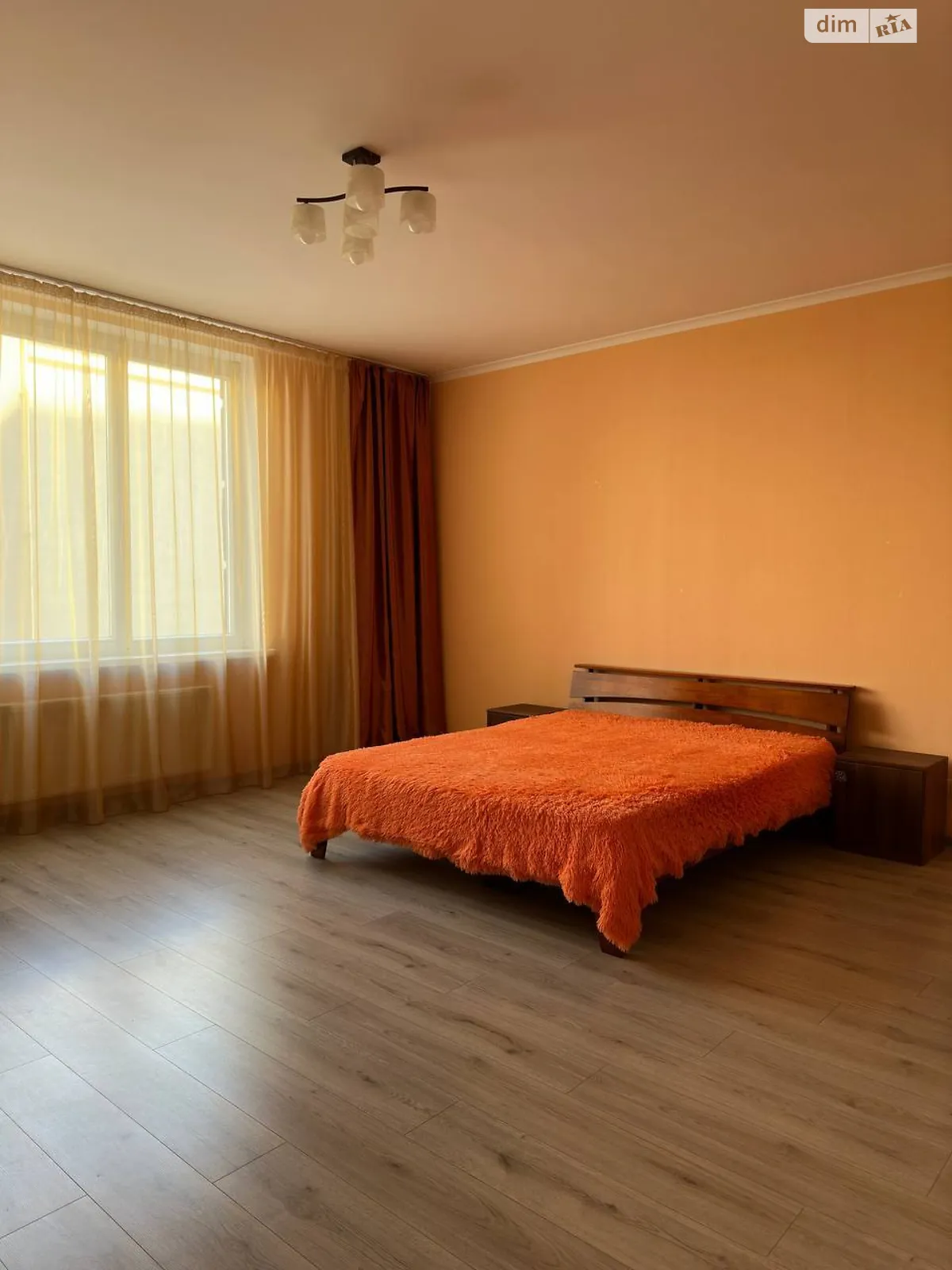 Продается 2-комнатная квартира 75 кв. м в Одессе, ул. Генуэзская, 24Д корпус 2 - фото 1