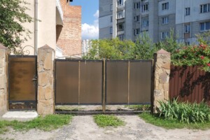 Куплю часть дома в Львове без посредников