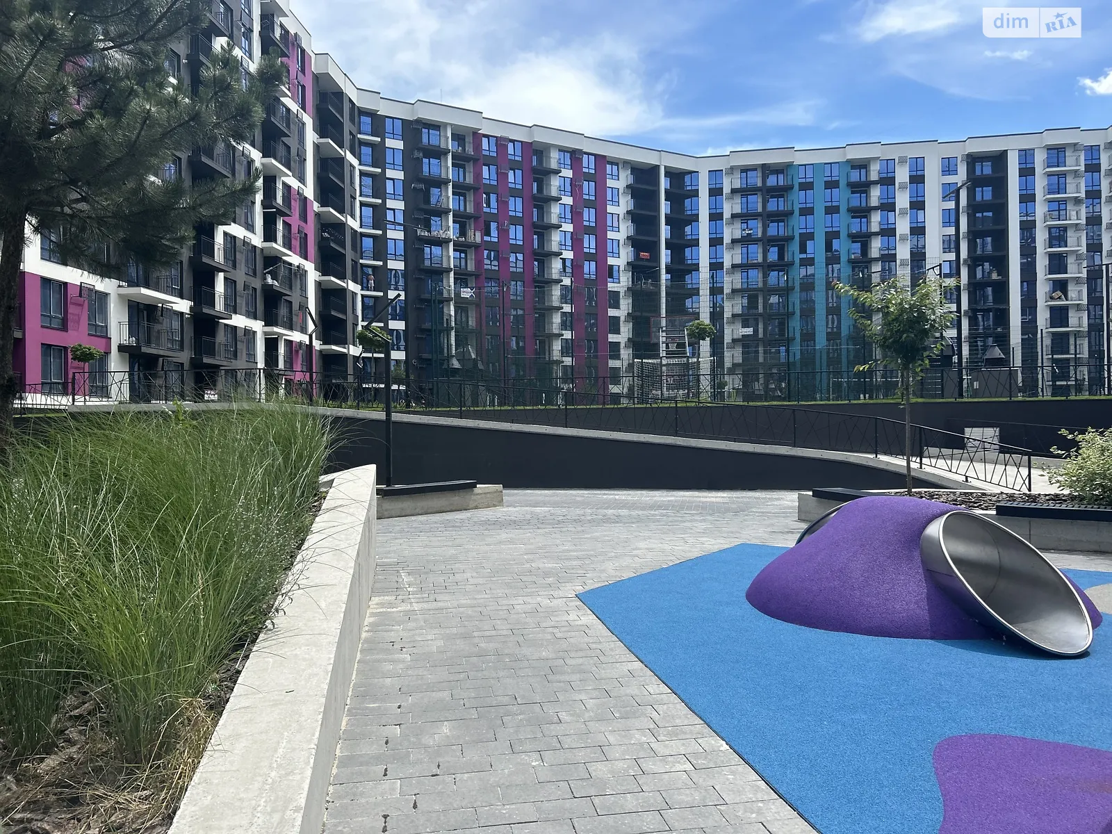 Продается 2-комнатная квартира 65 кв. м в Ивано-Франковске, цена: 64999 $ - фото 1