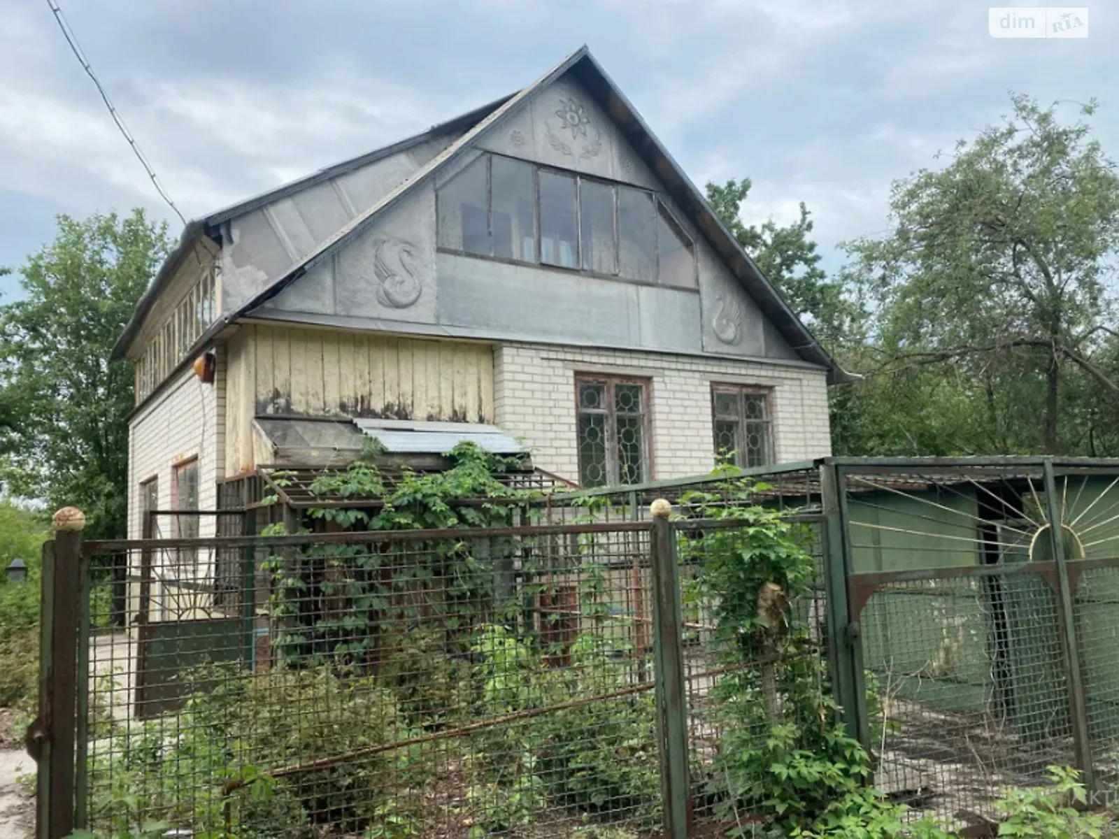 Продається будинок 3 поверховий 250 кв. м с басейном, цена: 12000 $ - фото 1