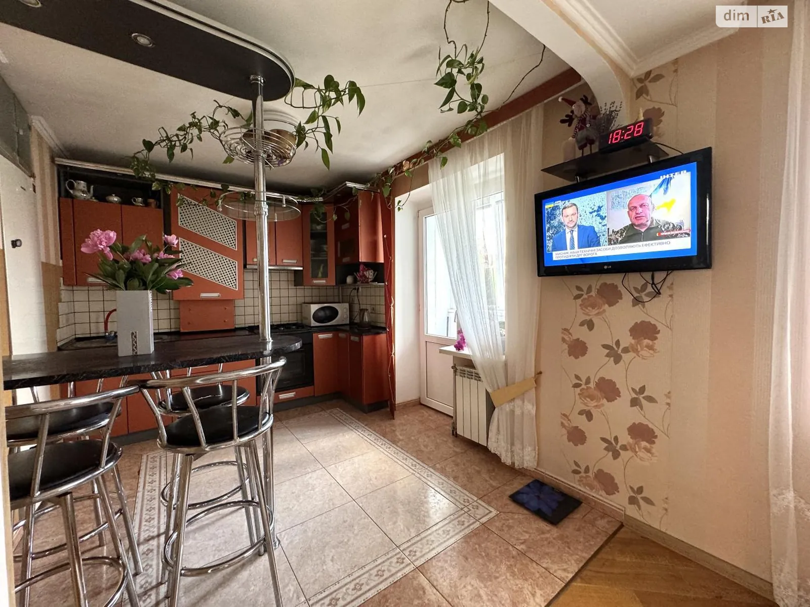 Продається 3-кімнатна квартира 82.6 кв. м у Львові - фото 3