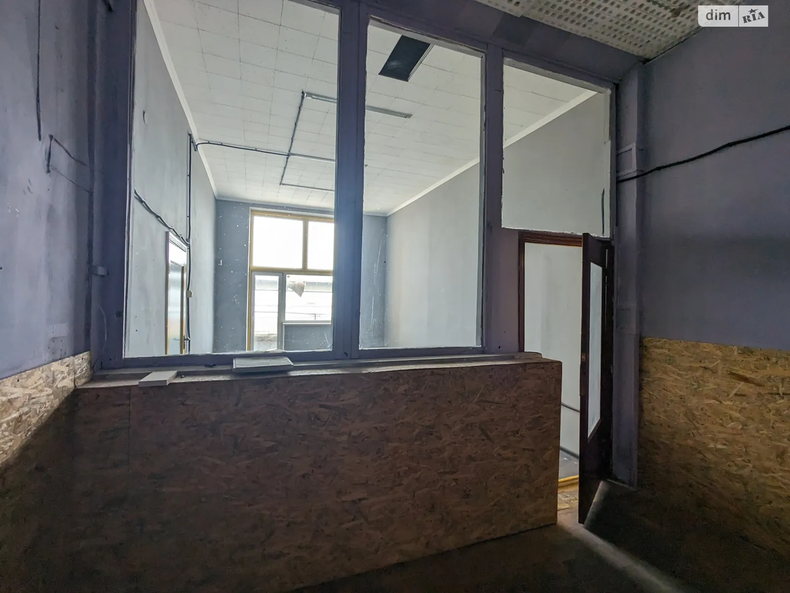 Сдается в аренду офис 96 кв. м в бизнес-центре, цена: 12640 грн - фото 1