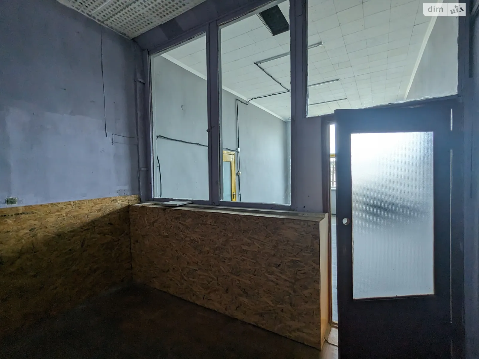 Сдается в аренду офис 96 кв. м в бизнес-центре, цена: 12620 грн - фото 1